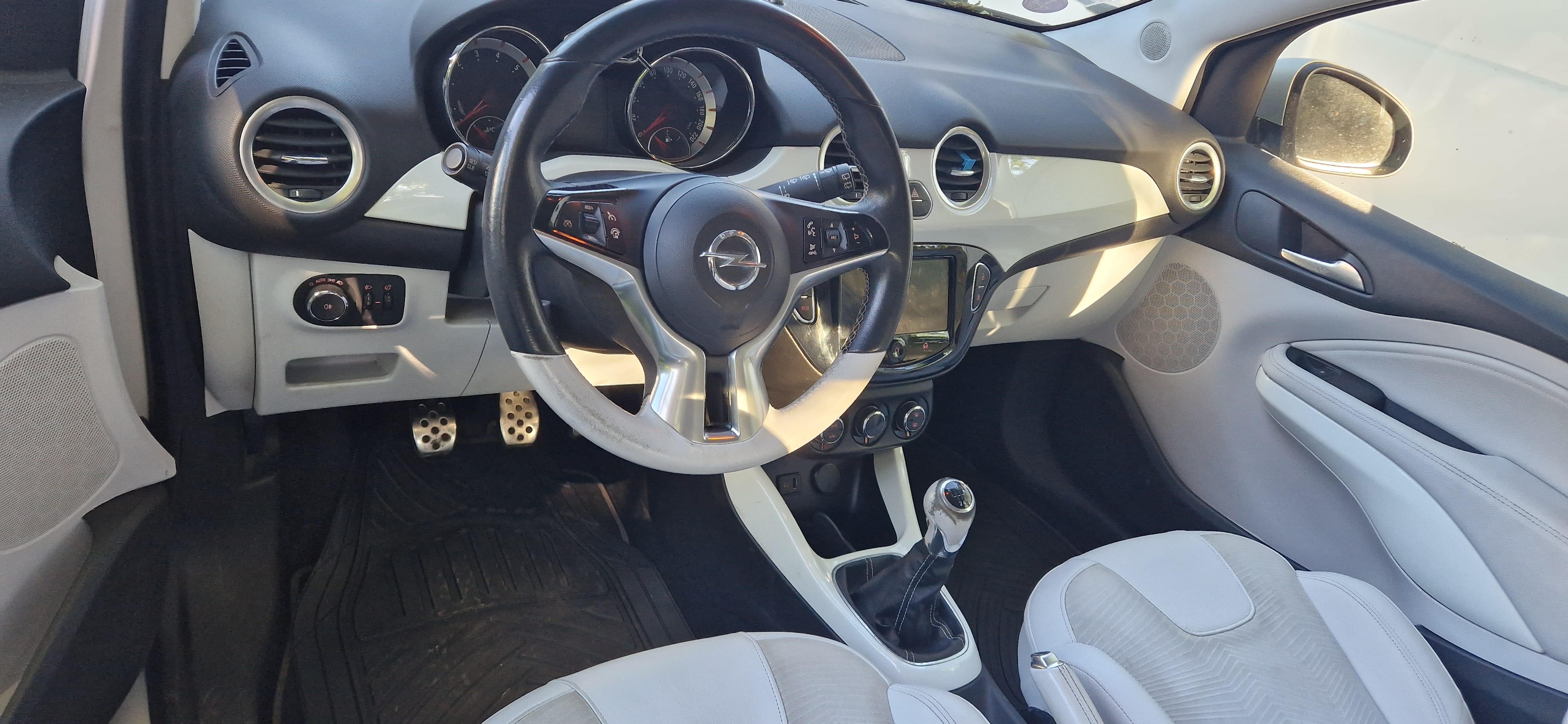 Opel Adam avec Régulateur de vitesse