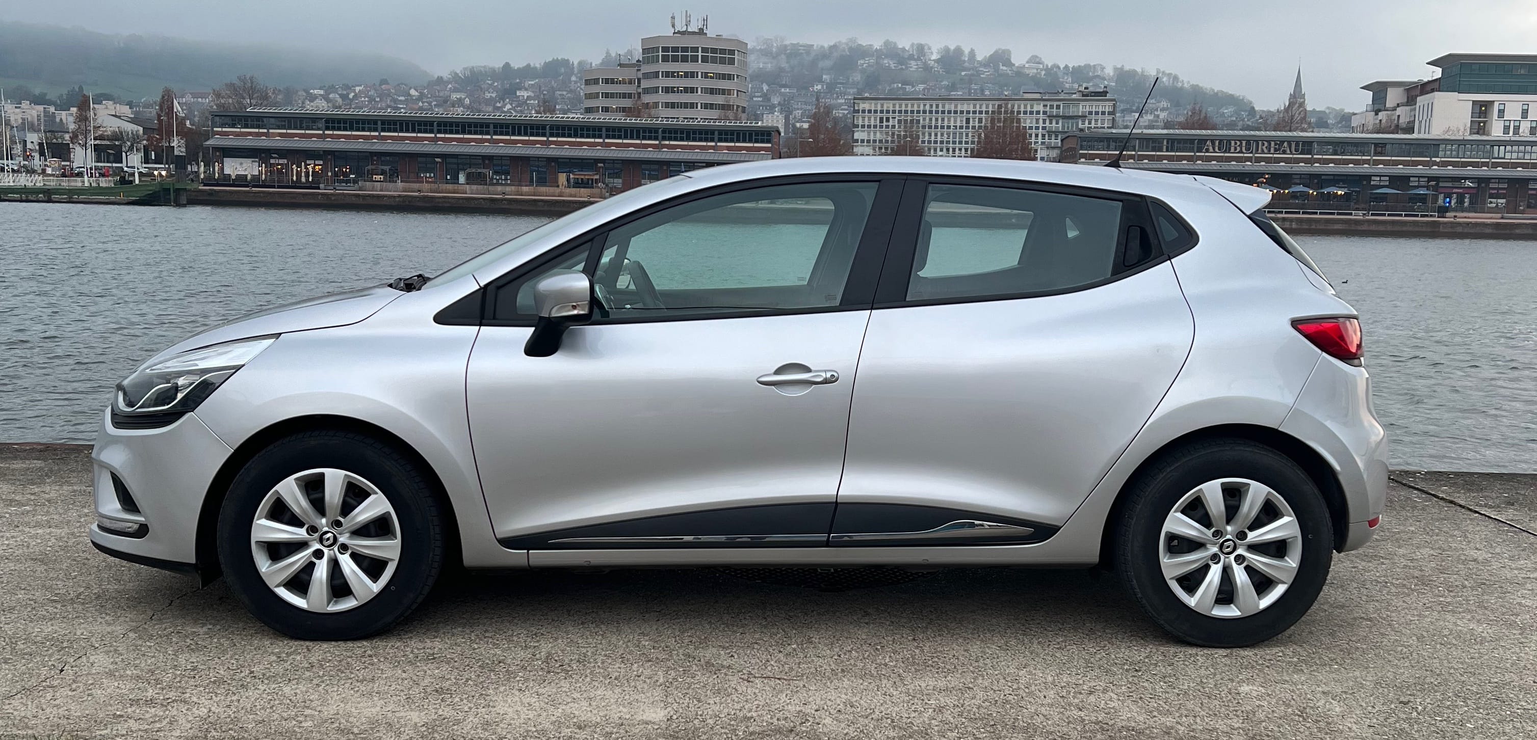 Renault Clio avec Climatisation