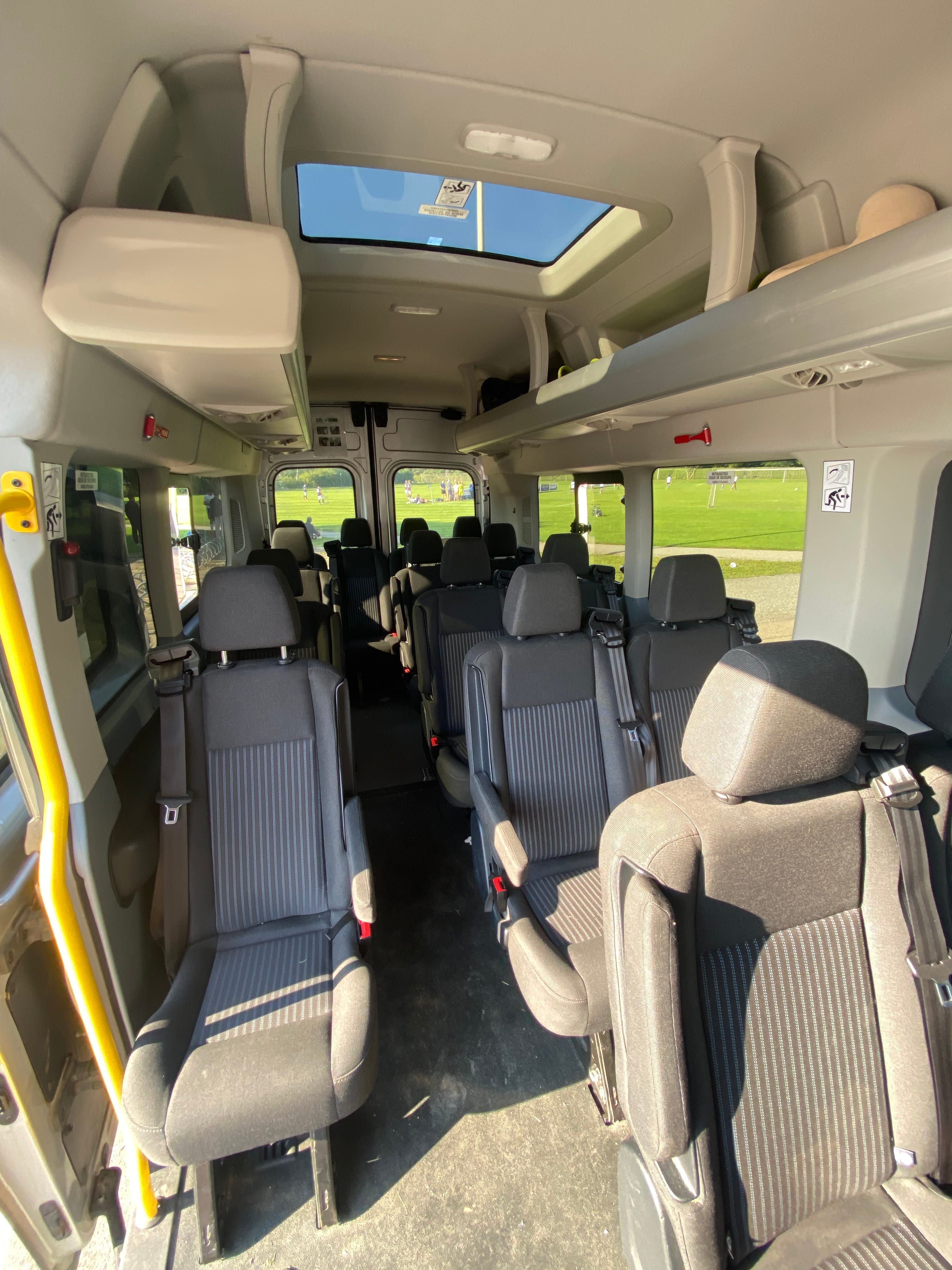 Ford Transit Minibus med Cruisekontroll
