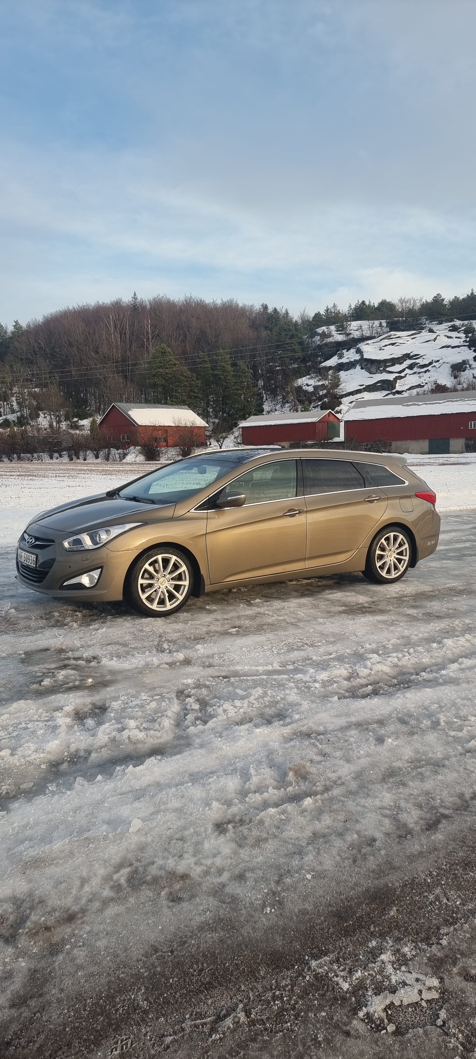 Hyundai i40 med Aircondition