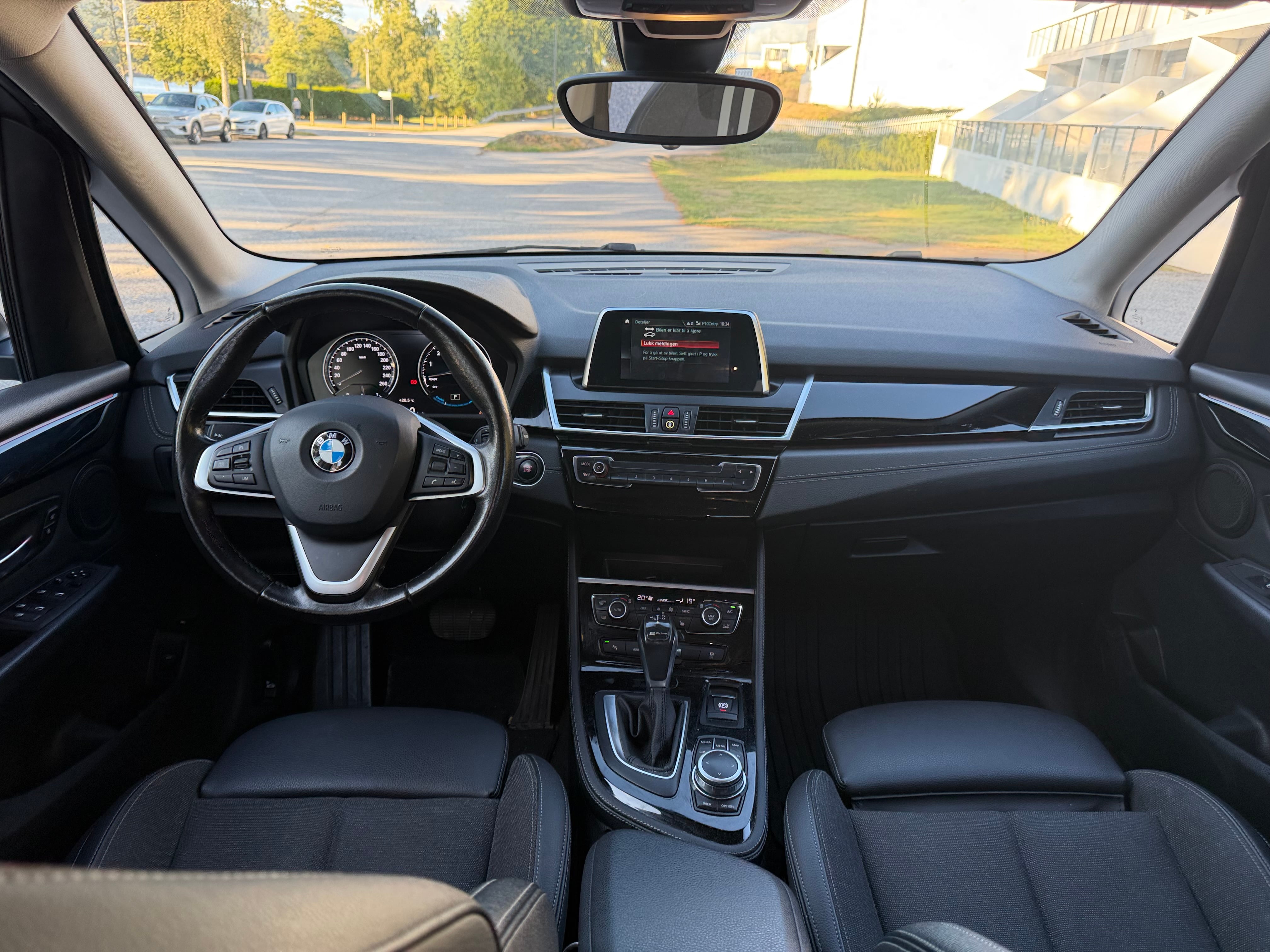 BMW  225xe iPerformance med GPS