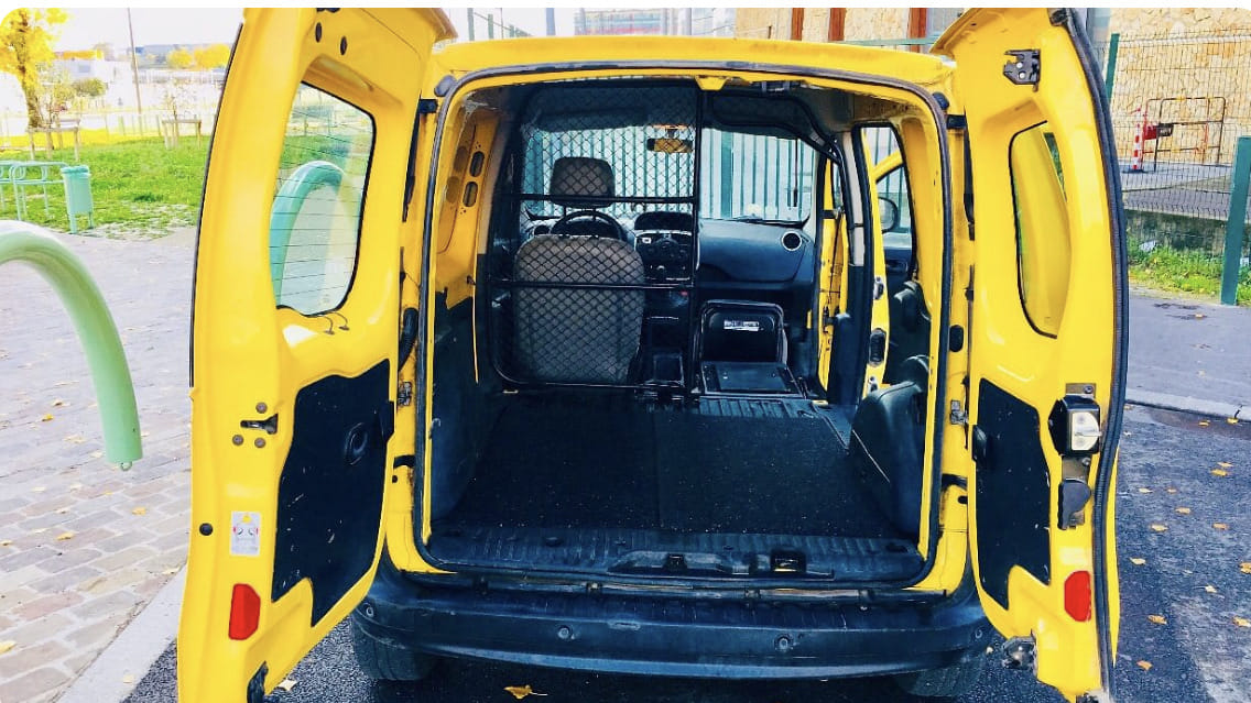 Renault Kangoo Express avec Entrée audio / iPod