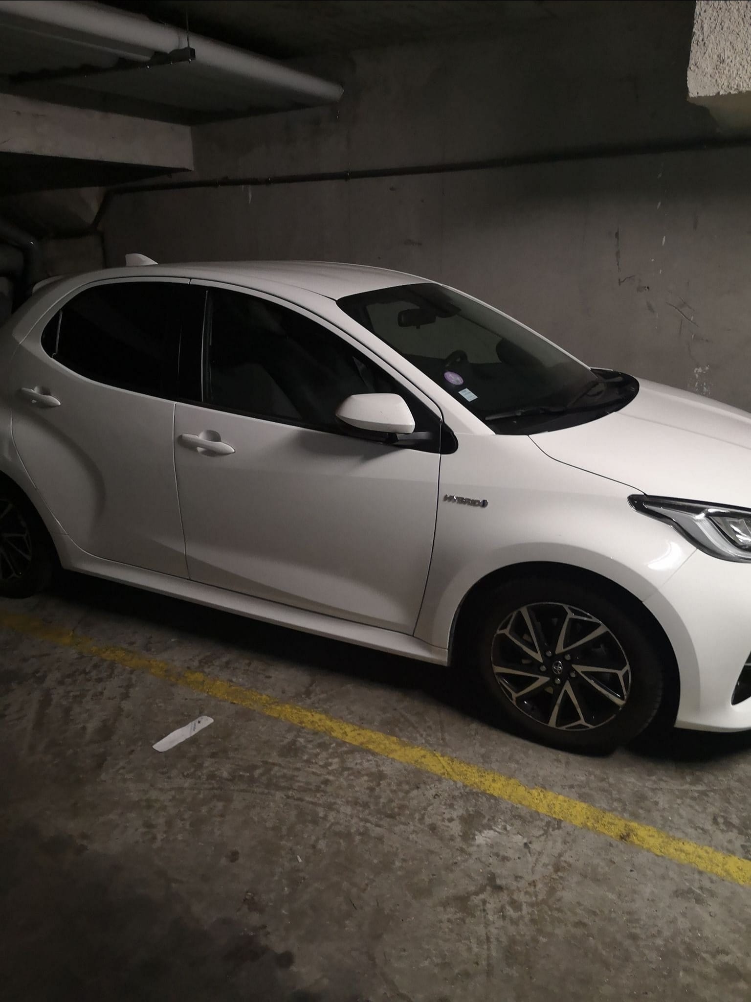 Toyota Yaris Hybride avec GPS