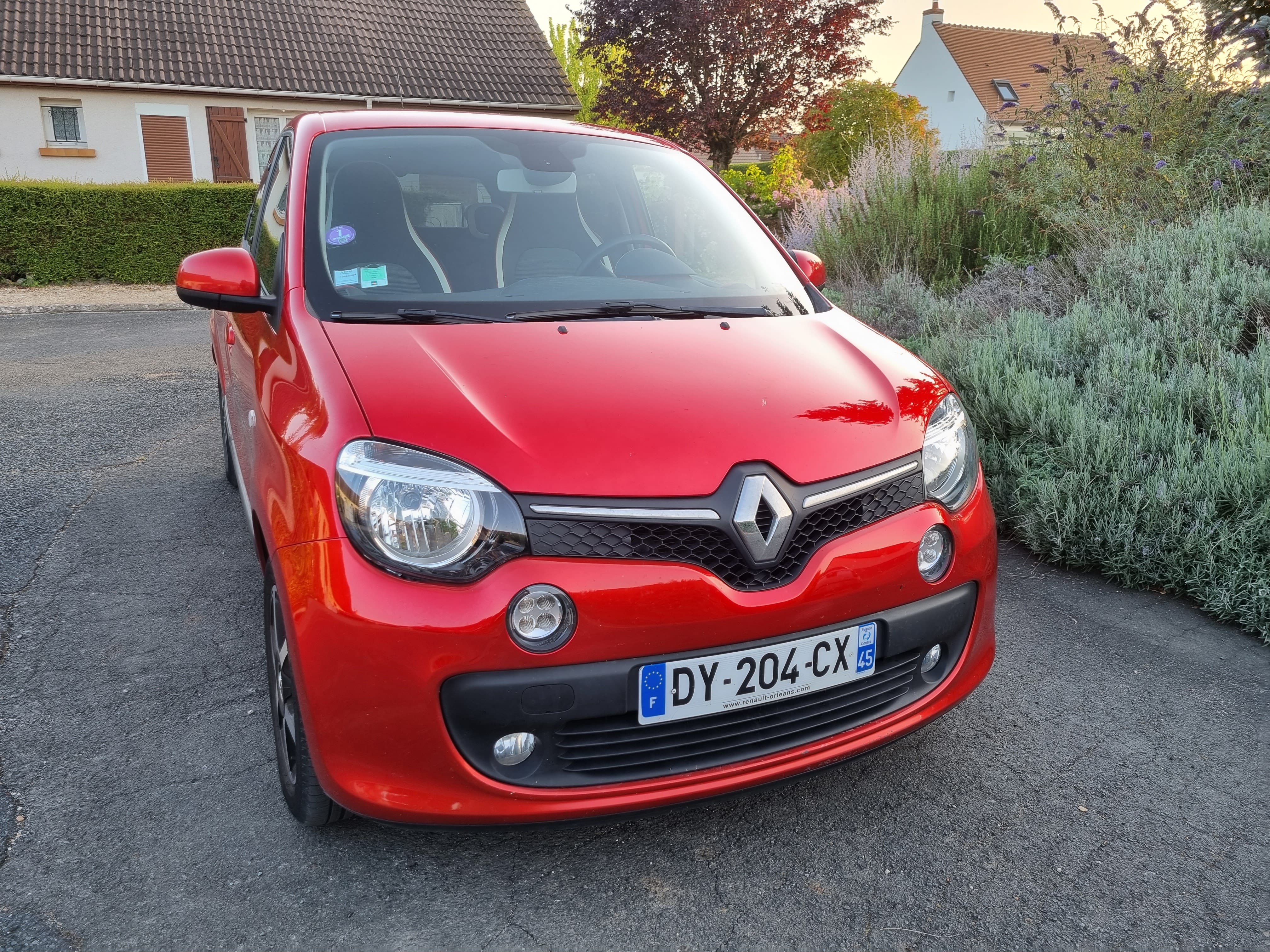 Renault Twingo 90 ch Boite auto équipée 4 Pneus Neiges, 2015, Essence 95, automatique