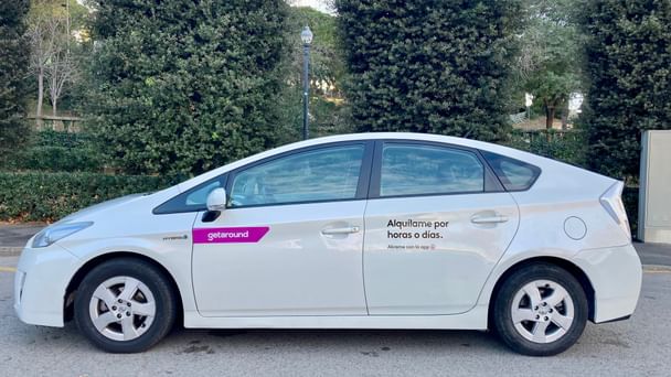 Toyota Prius Advace con Aire acondicionado