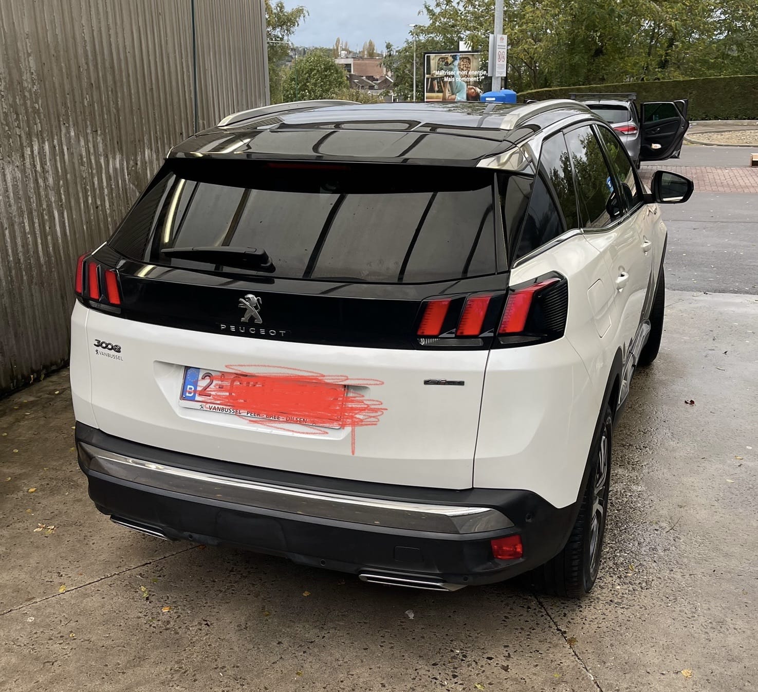 Peugeot 3008 with GPS