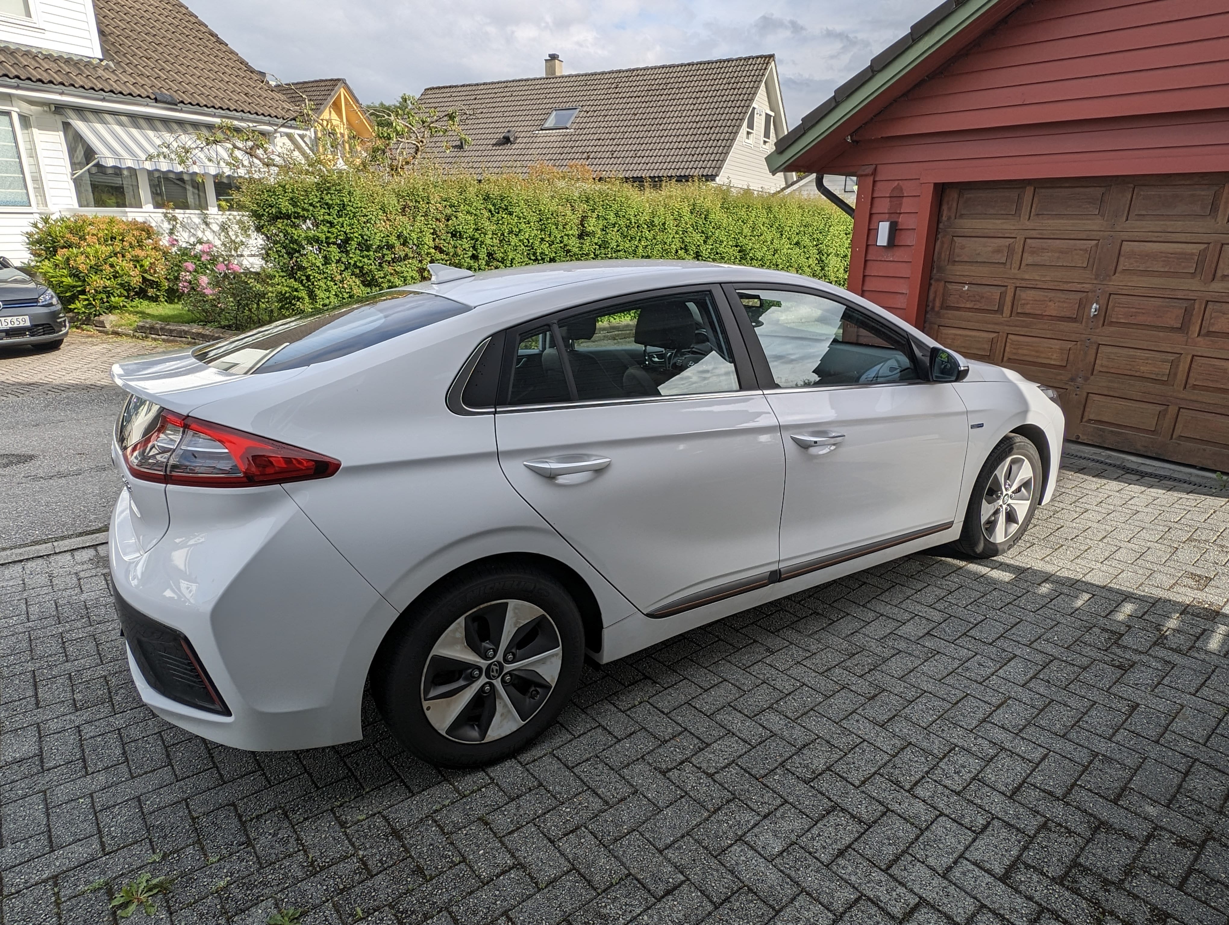 Hyundai Ioniq med Cruisekontroll