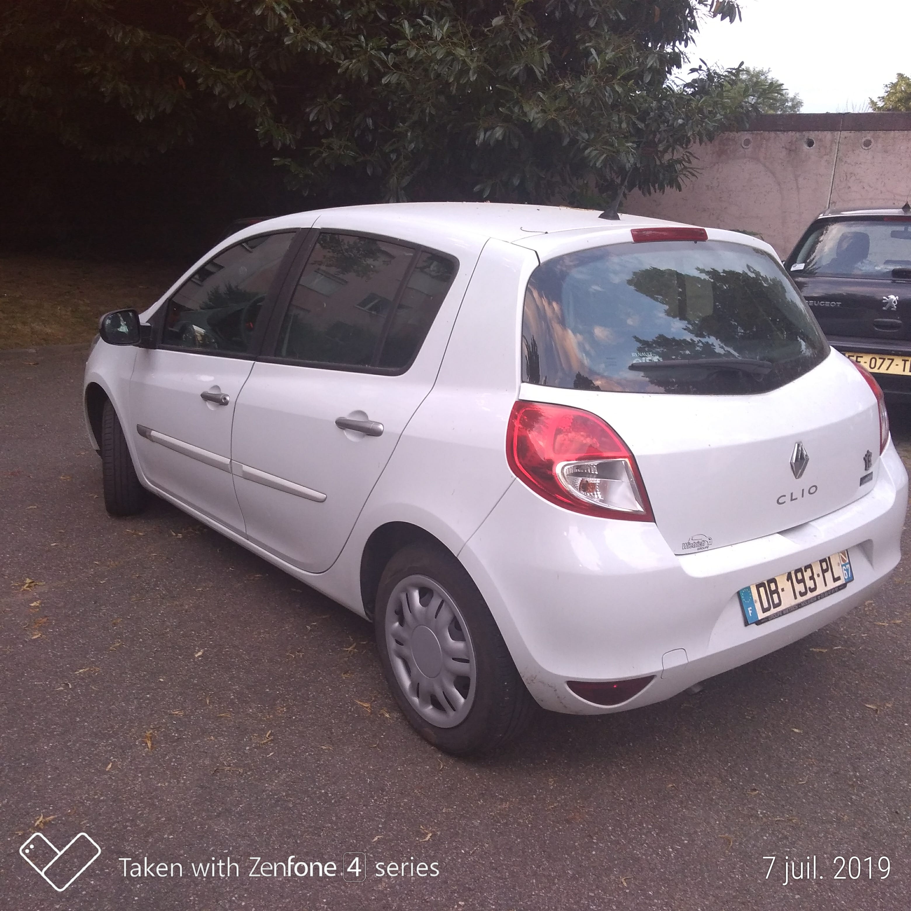 Renault Clio avec GPS