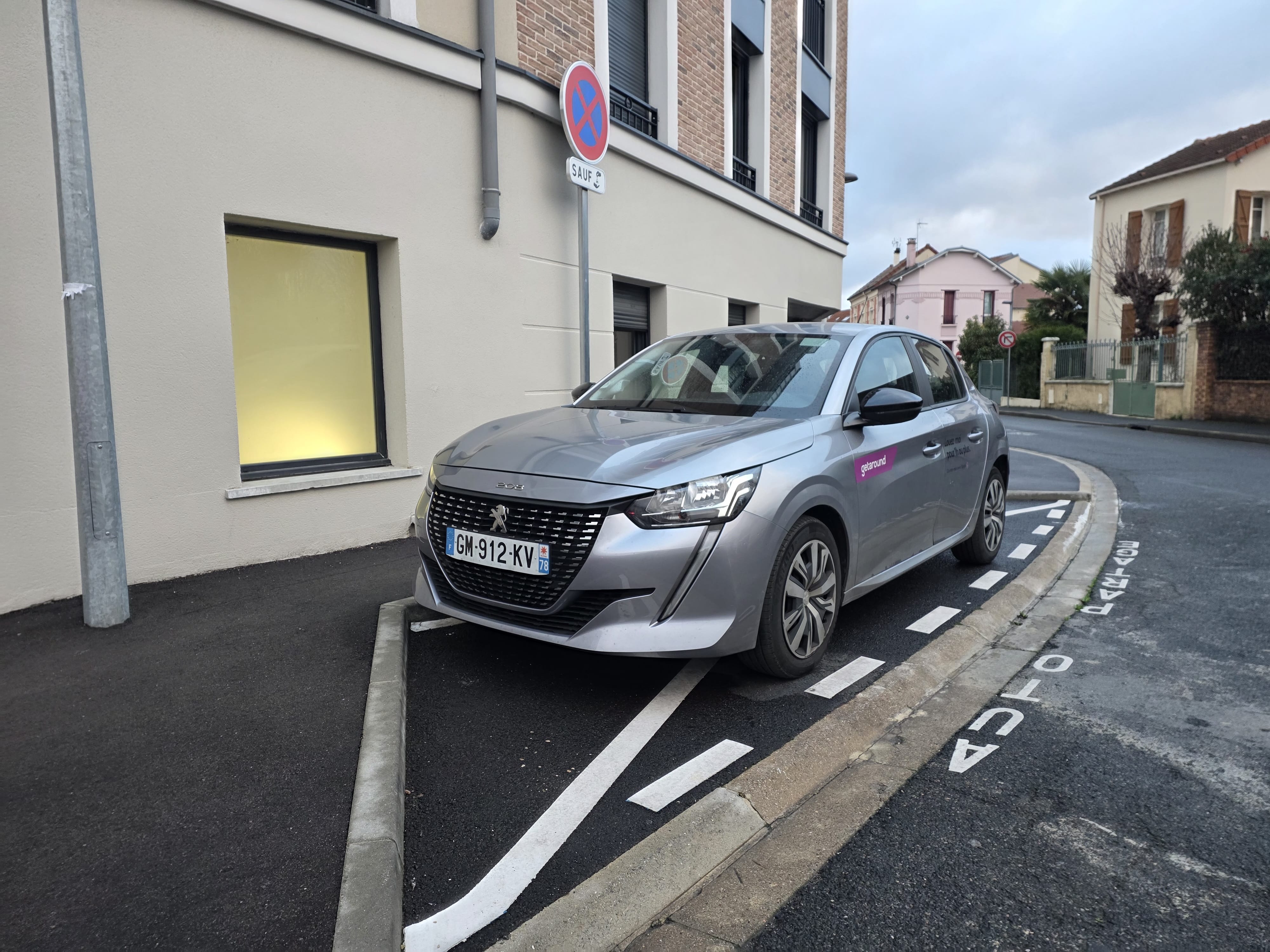 Peugeot 208 ACTIVE PACK PURETECH 75CH BVM, 2023, Essence 95