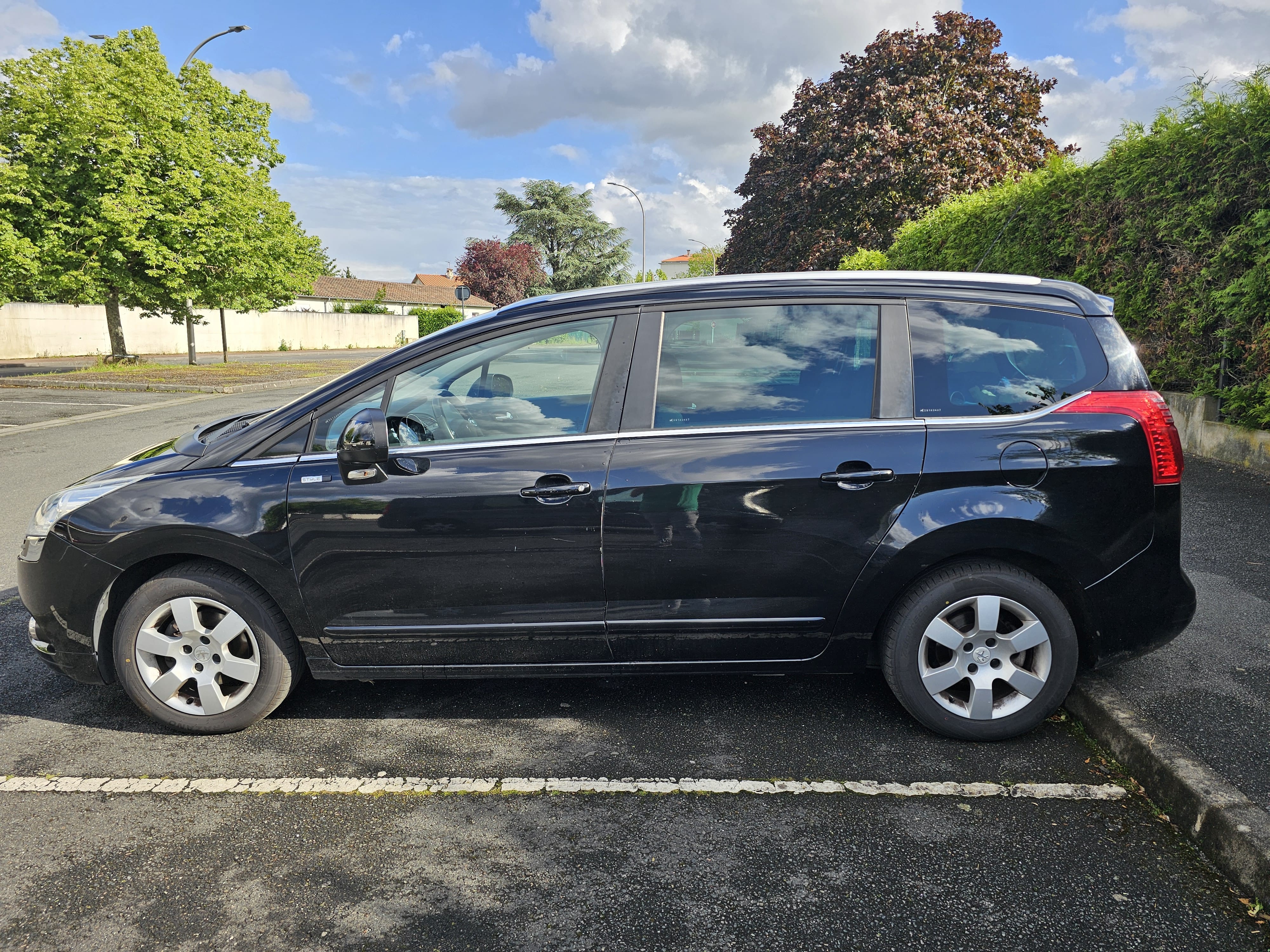 Peugeot 5008 1.6 HDI avec Régulateur de vitesse