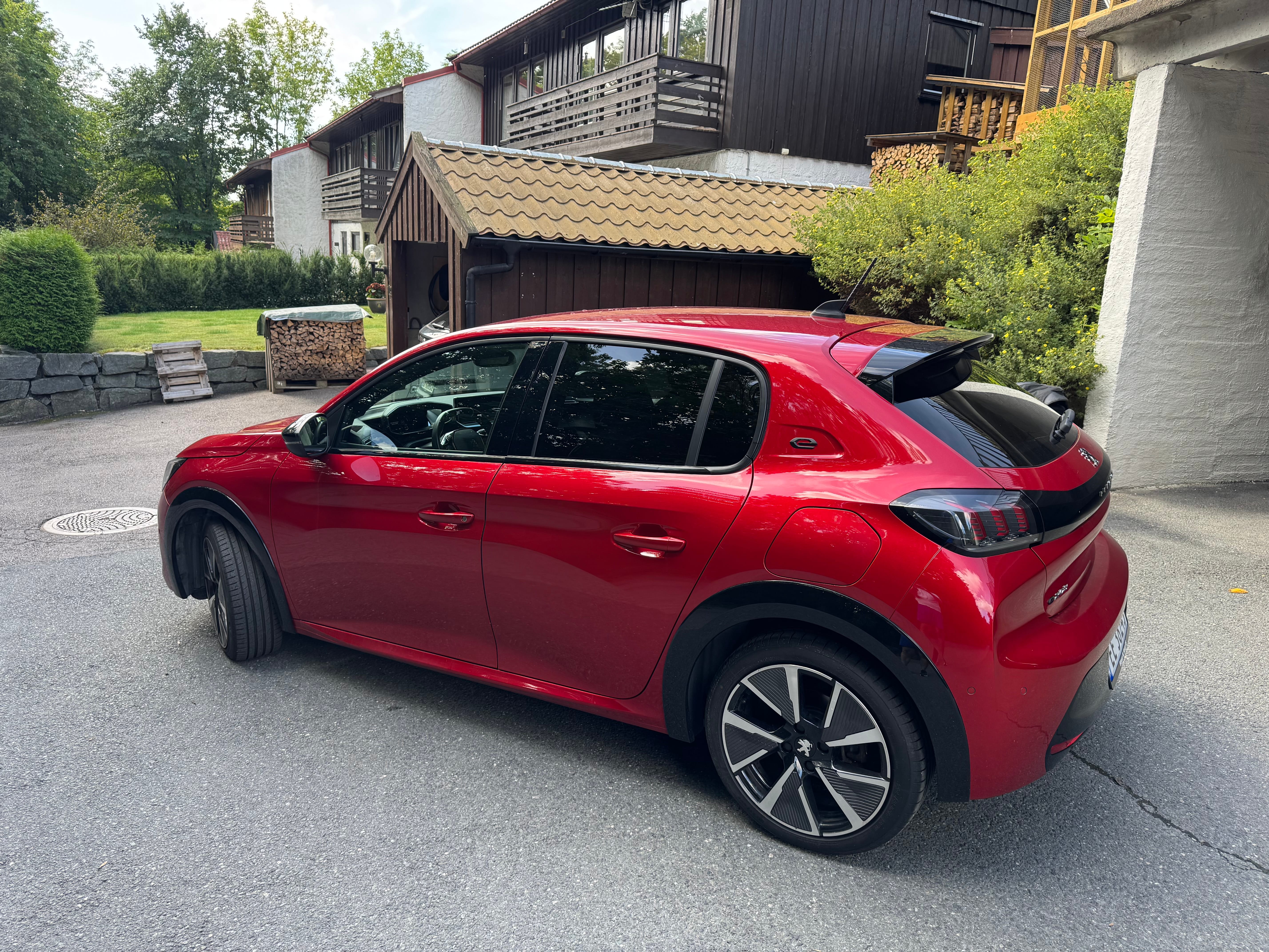 Peugeot 208 GT Line med Ryggekamera