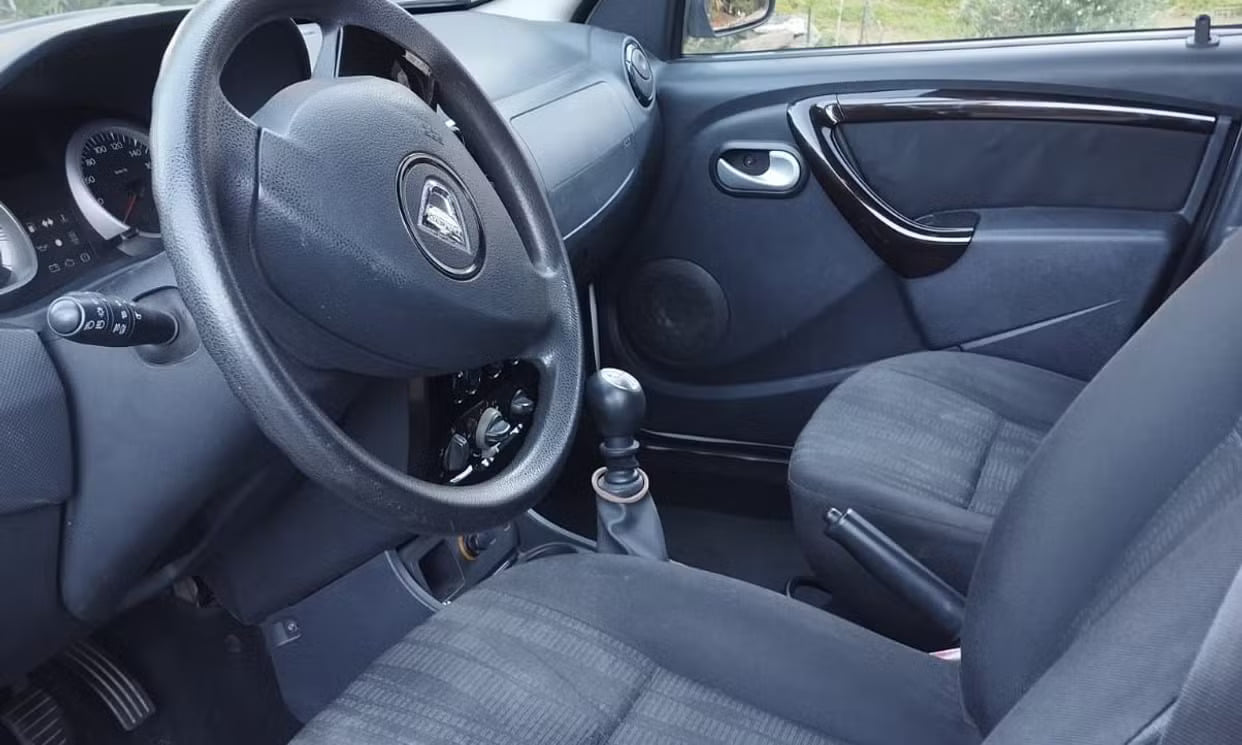 Dacia Duster 1.5 DCI (110cv) avec Port USB