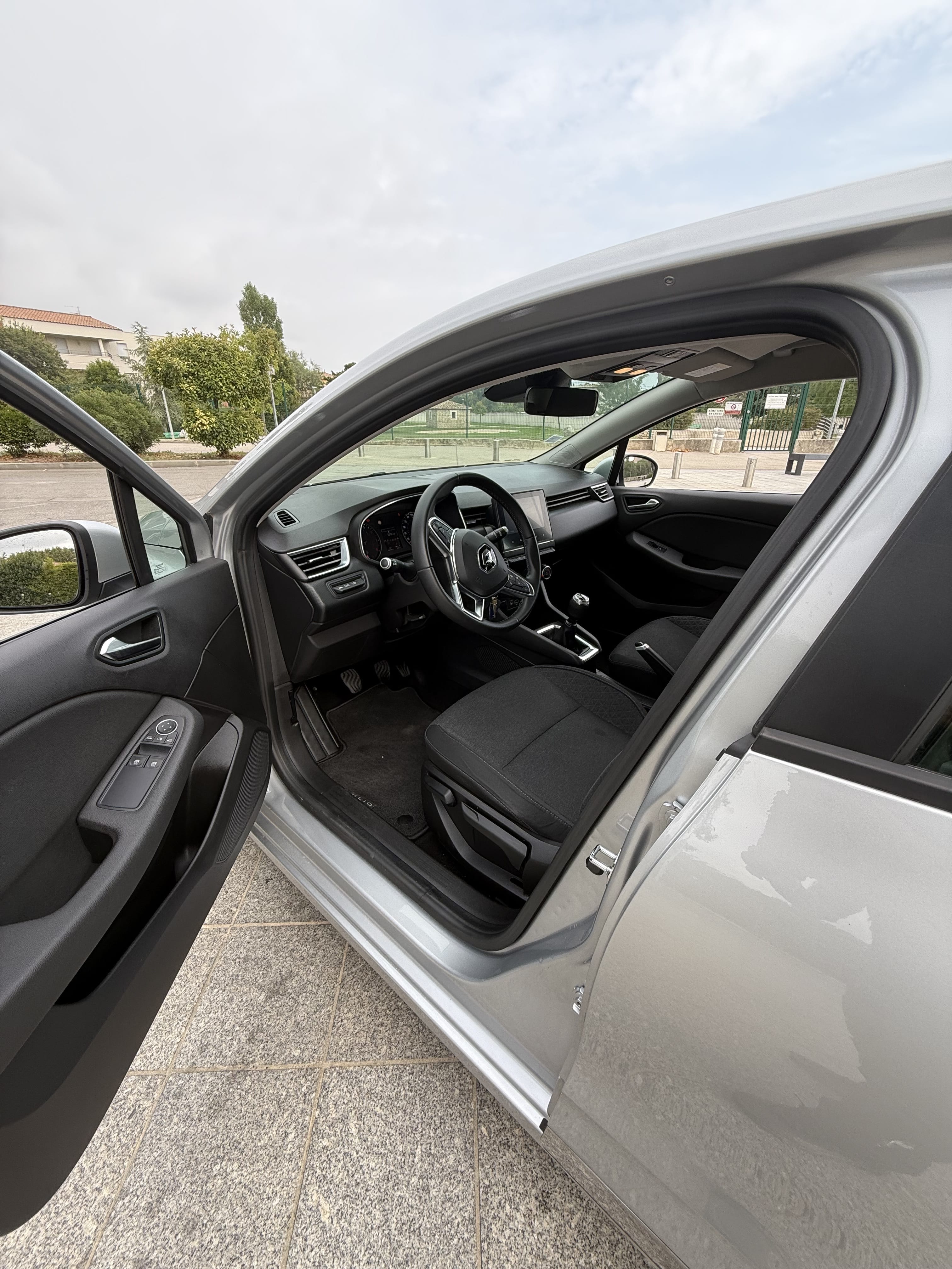 Renault Clio 1.0 tce avec Audio Bluetooth