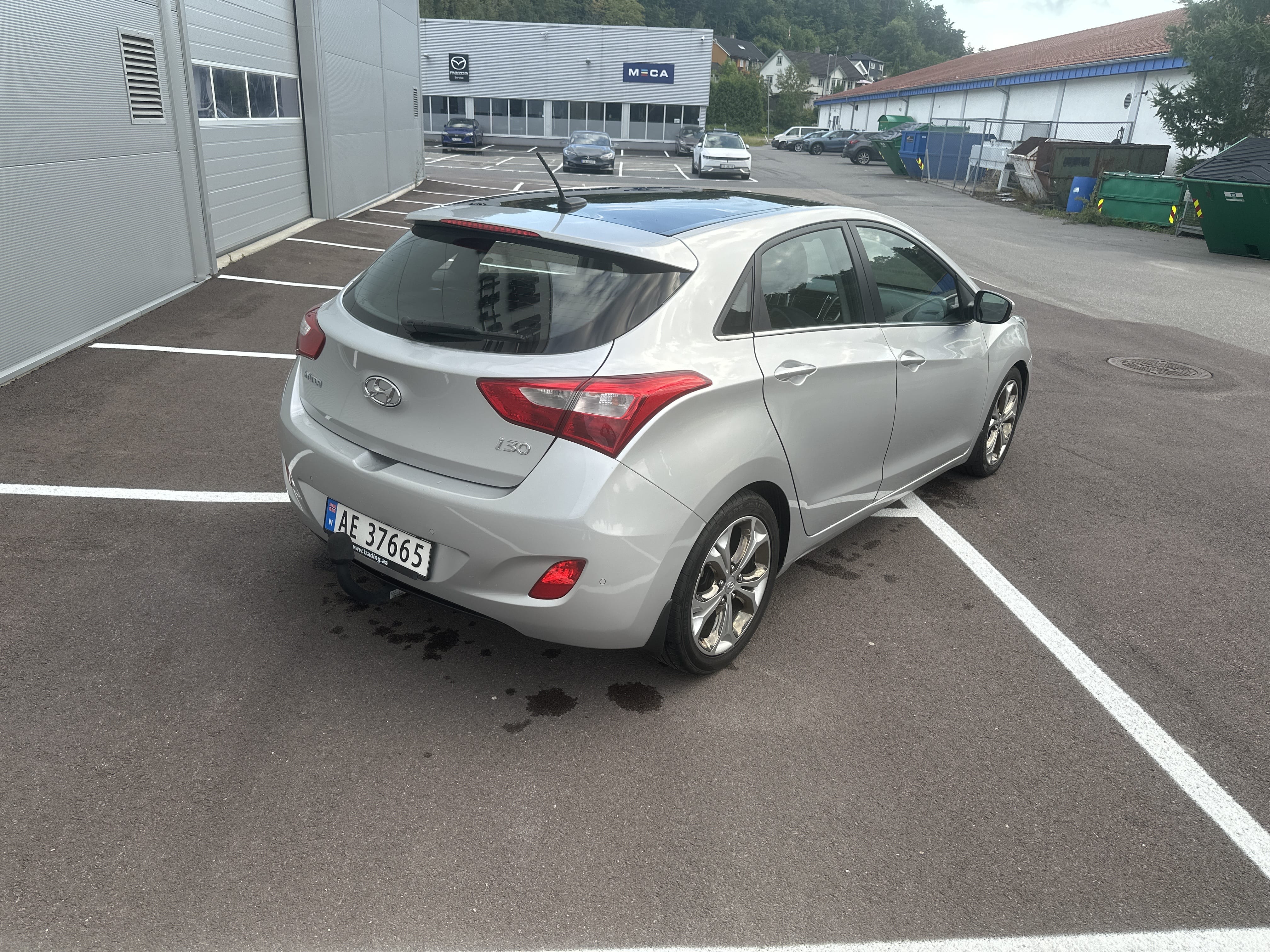 Hyundai i30 with Backup camera