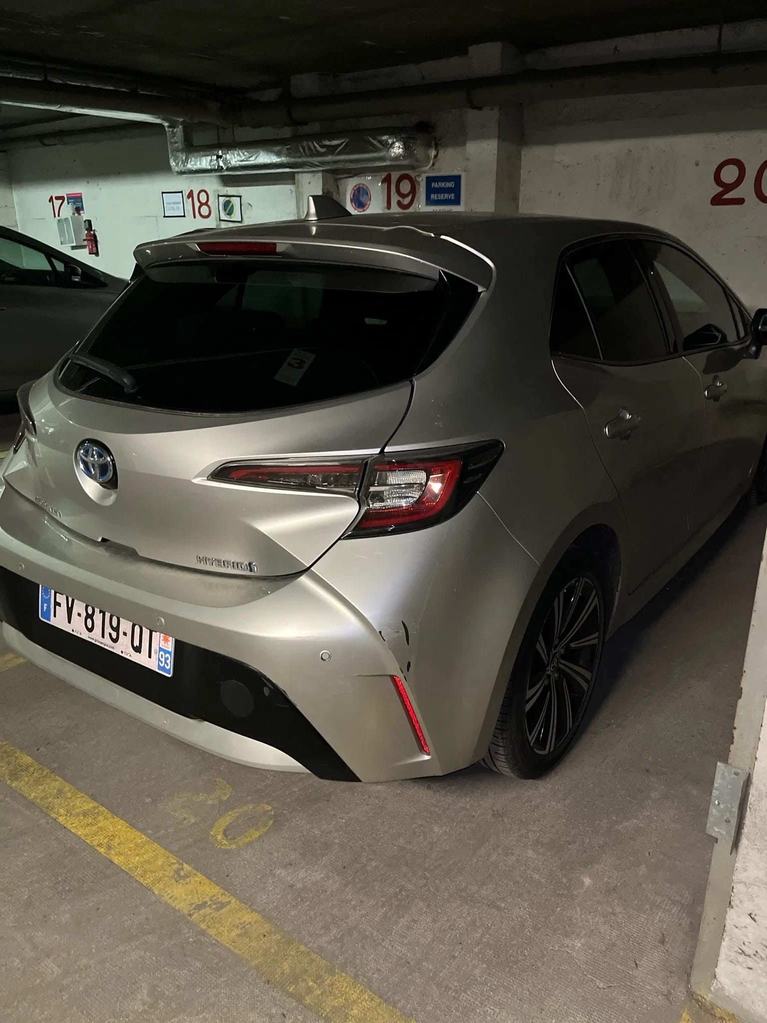 Toyota Corolla Hybride with Apple CarPlay