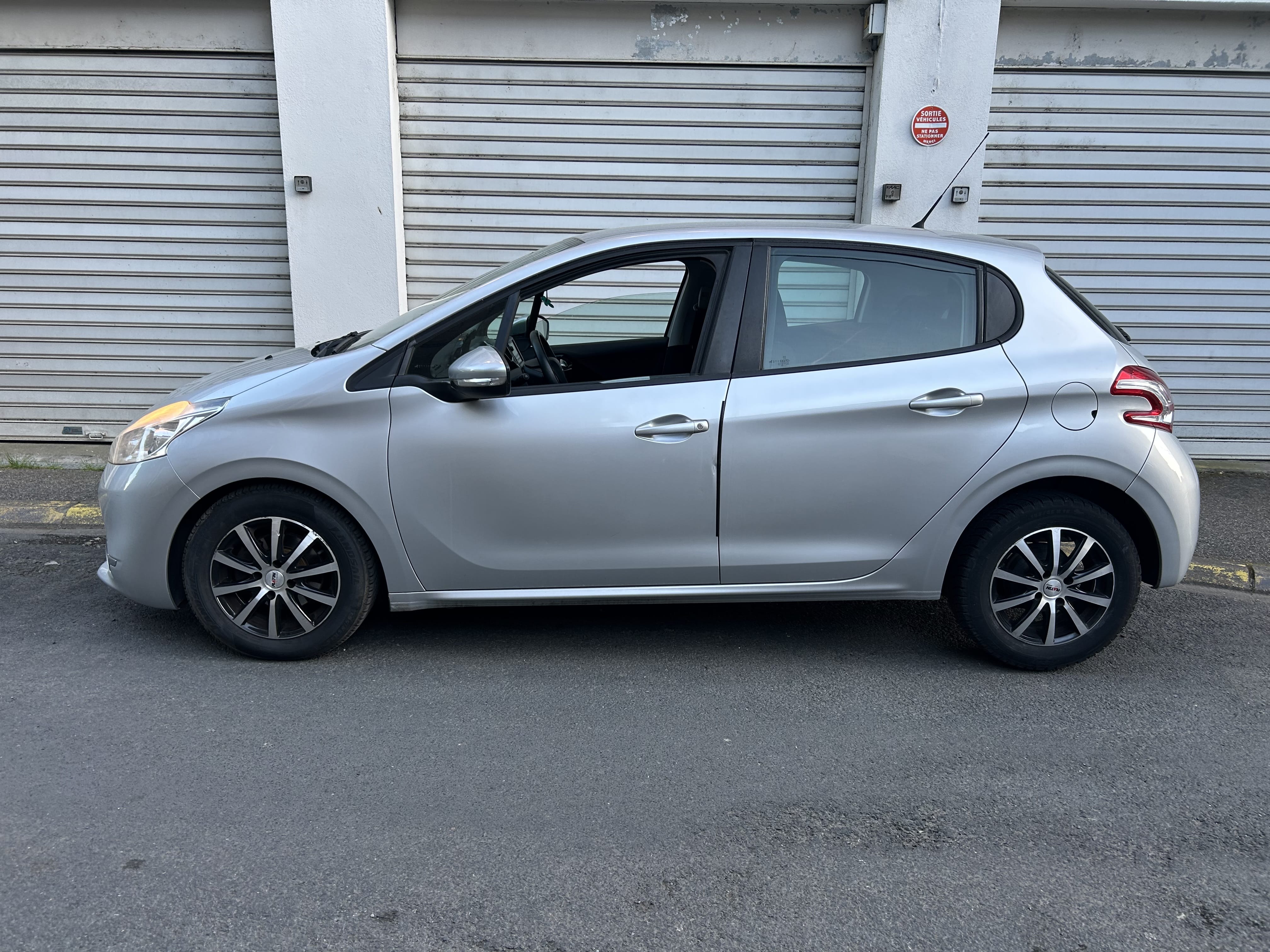 Peugeot 208 avec Audio Bluetooth