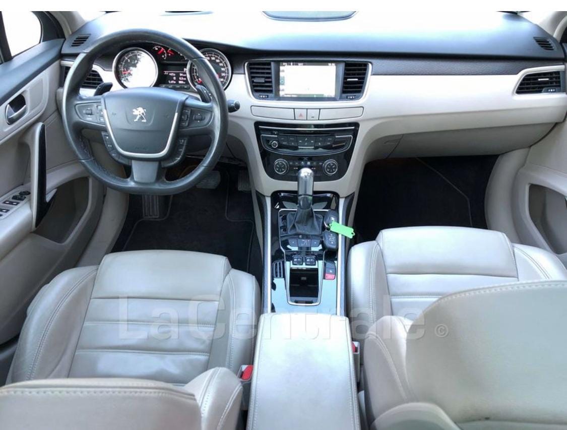 Peugeot 508 SW 1.6 HDI avec Quatre roues motrices