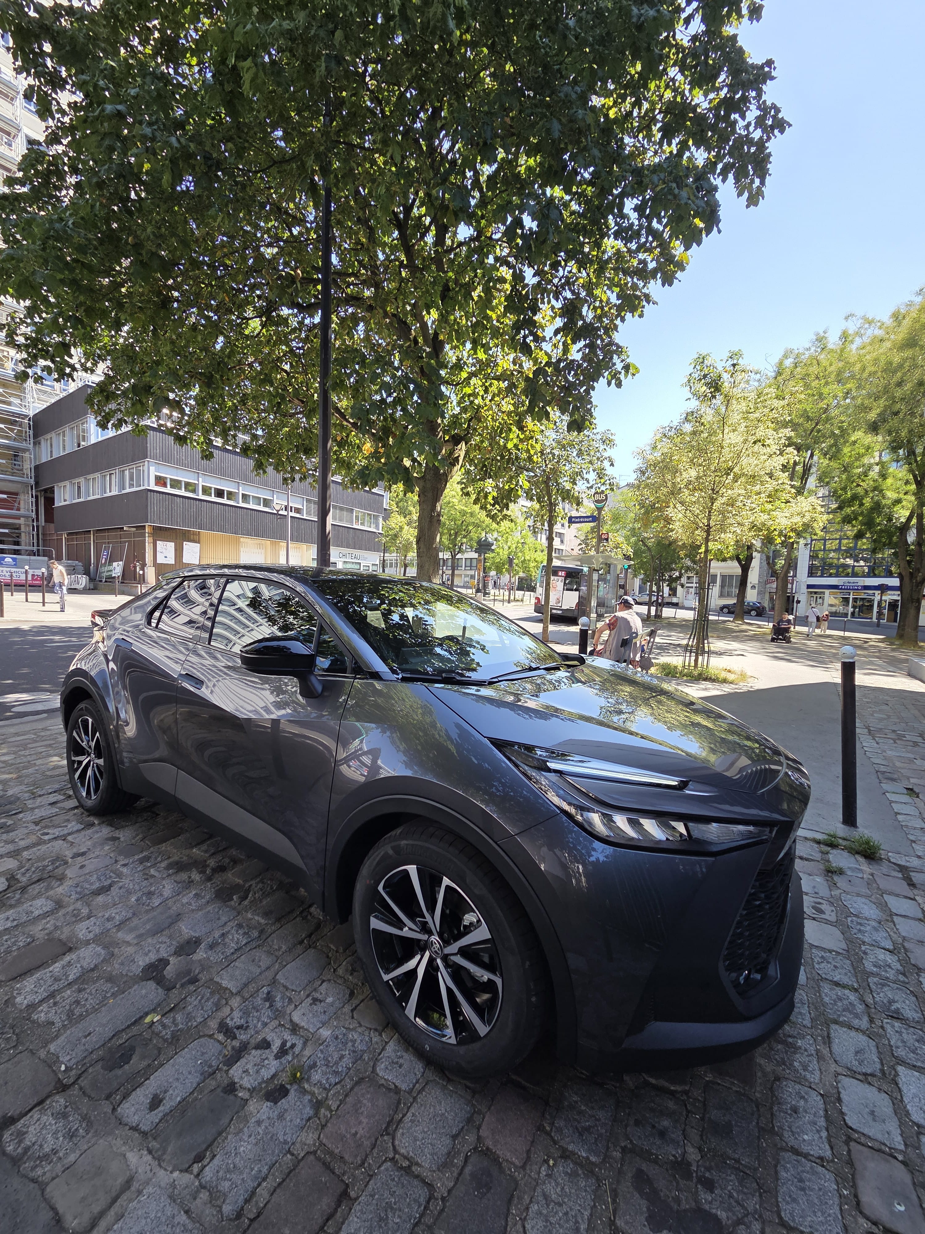 Toyota C-HR Hybrid avec Climatisation
