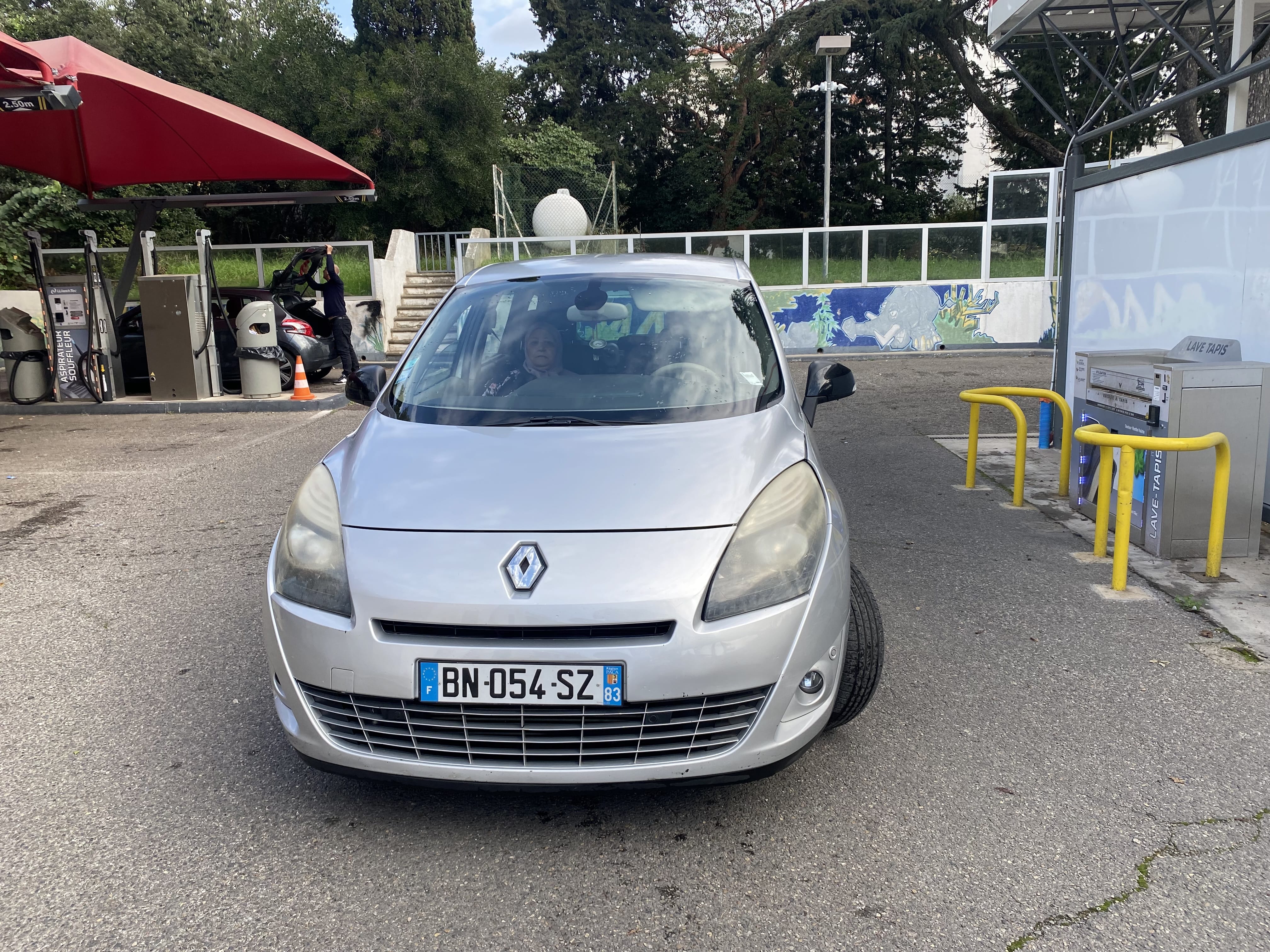 Renault Grand Scenic 1,9 DCI, 2011, Diesel, 7 plazas