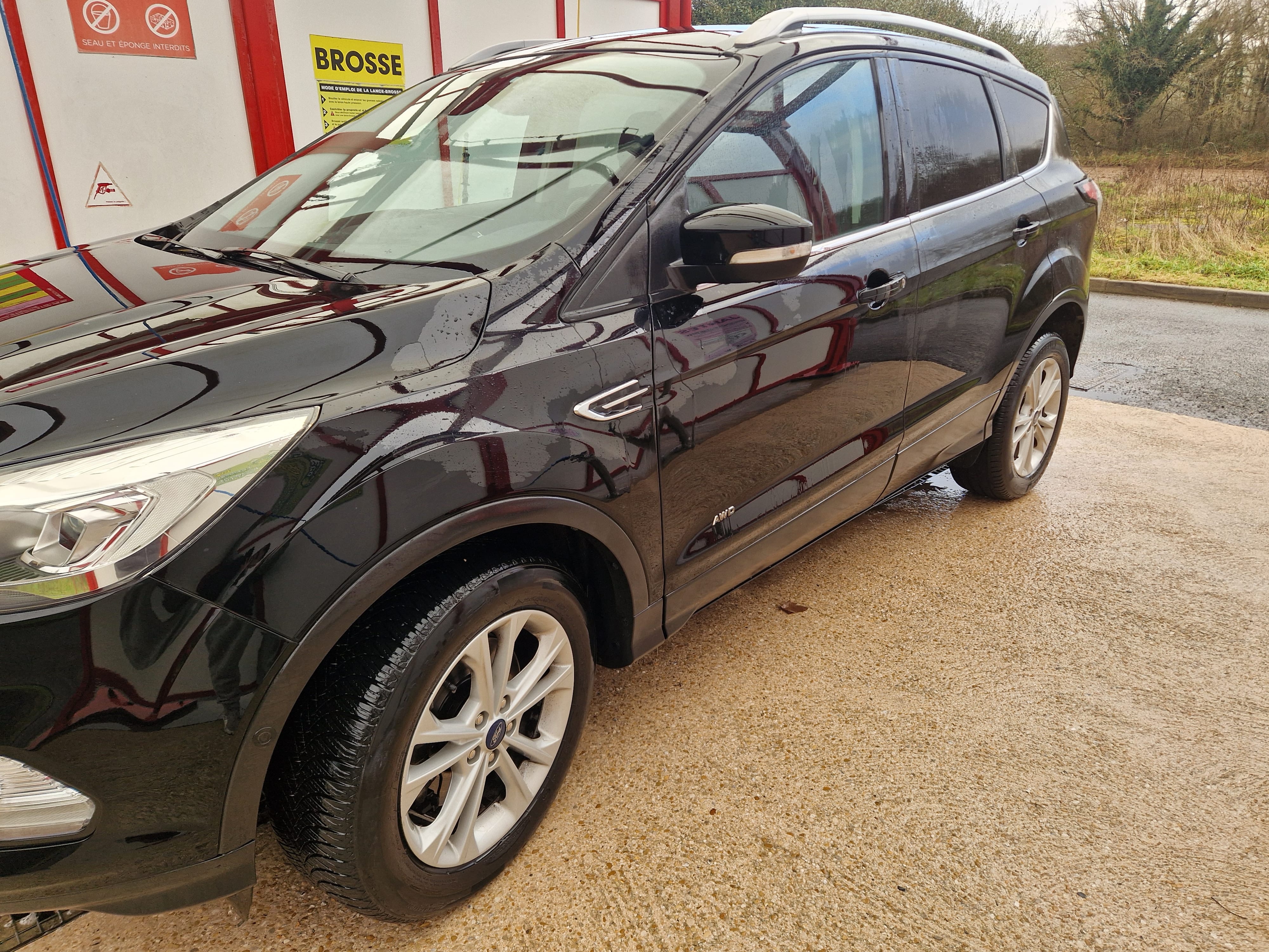 Ford Kuga avec Climatisation