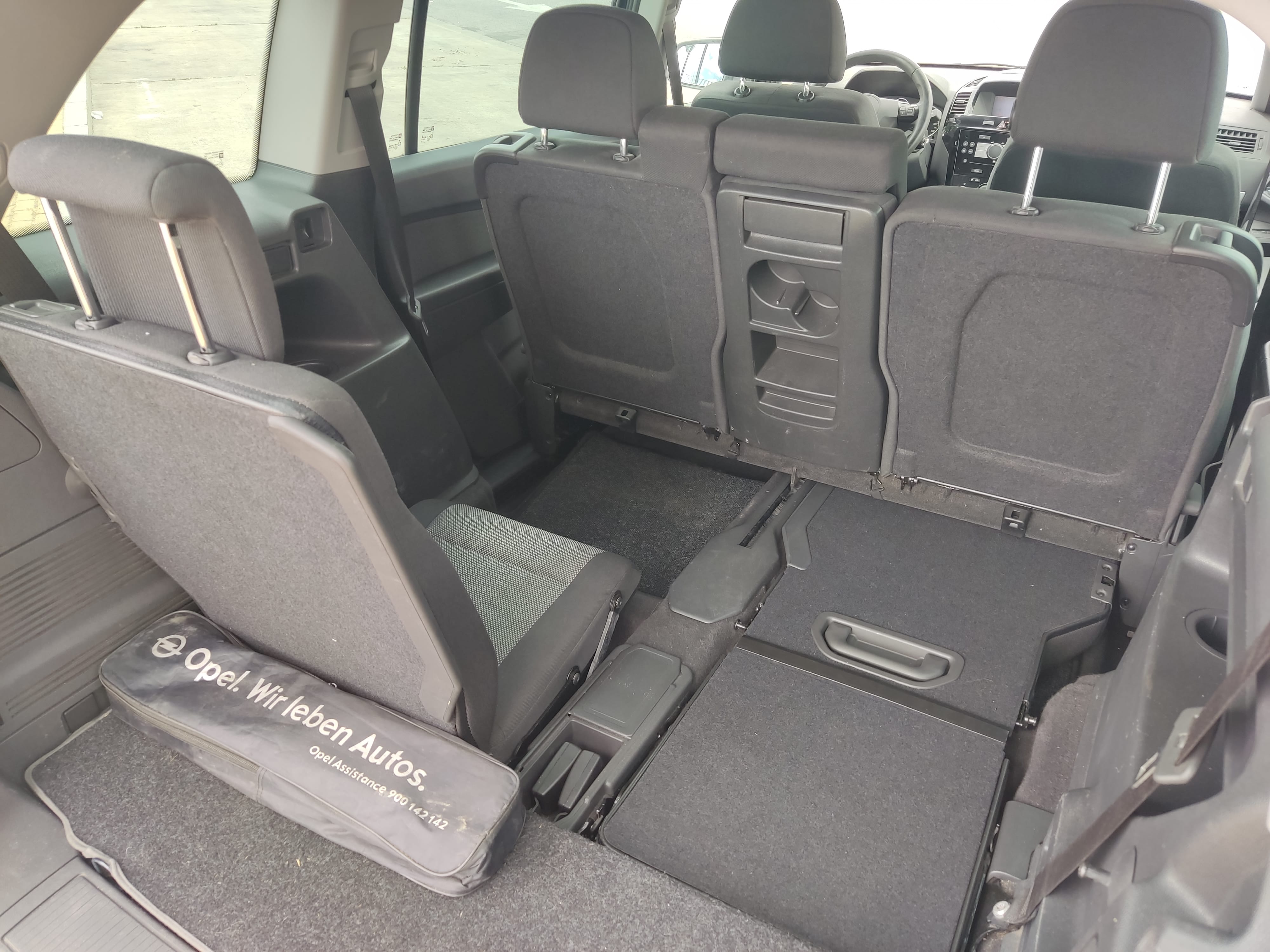 Opel Zafira CDTI mit Audio-/iPod-Zugang