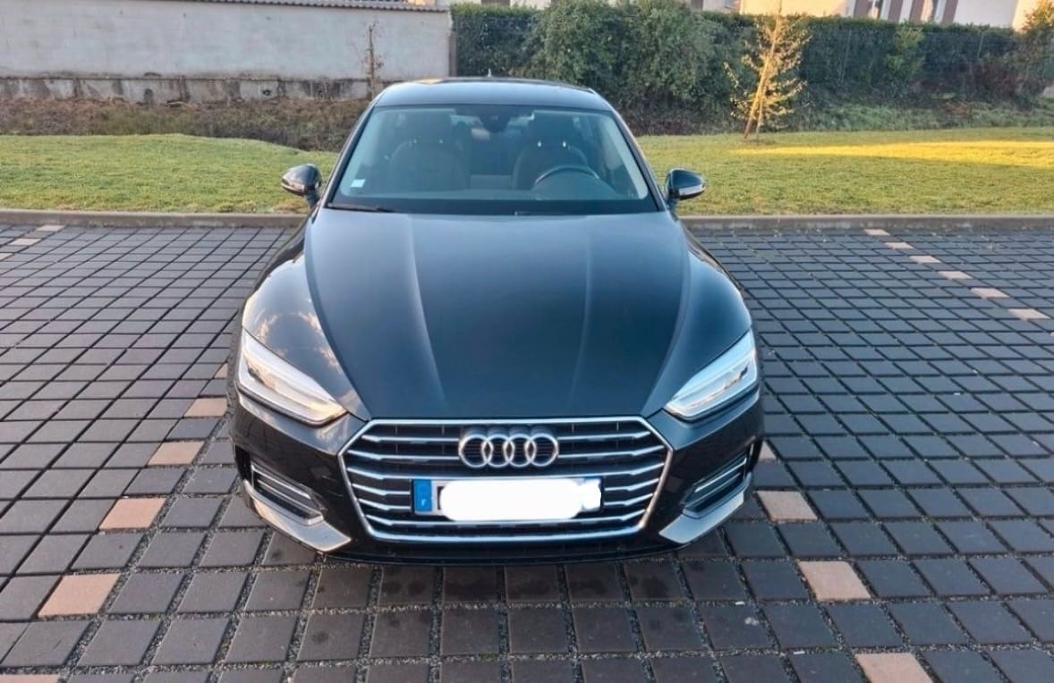 Audi A5 Sportback S line 150ch avec Apple CarPlay