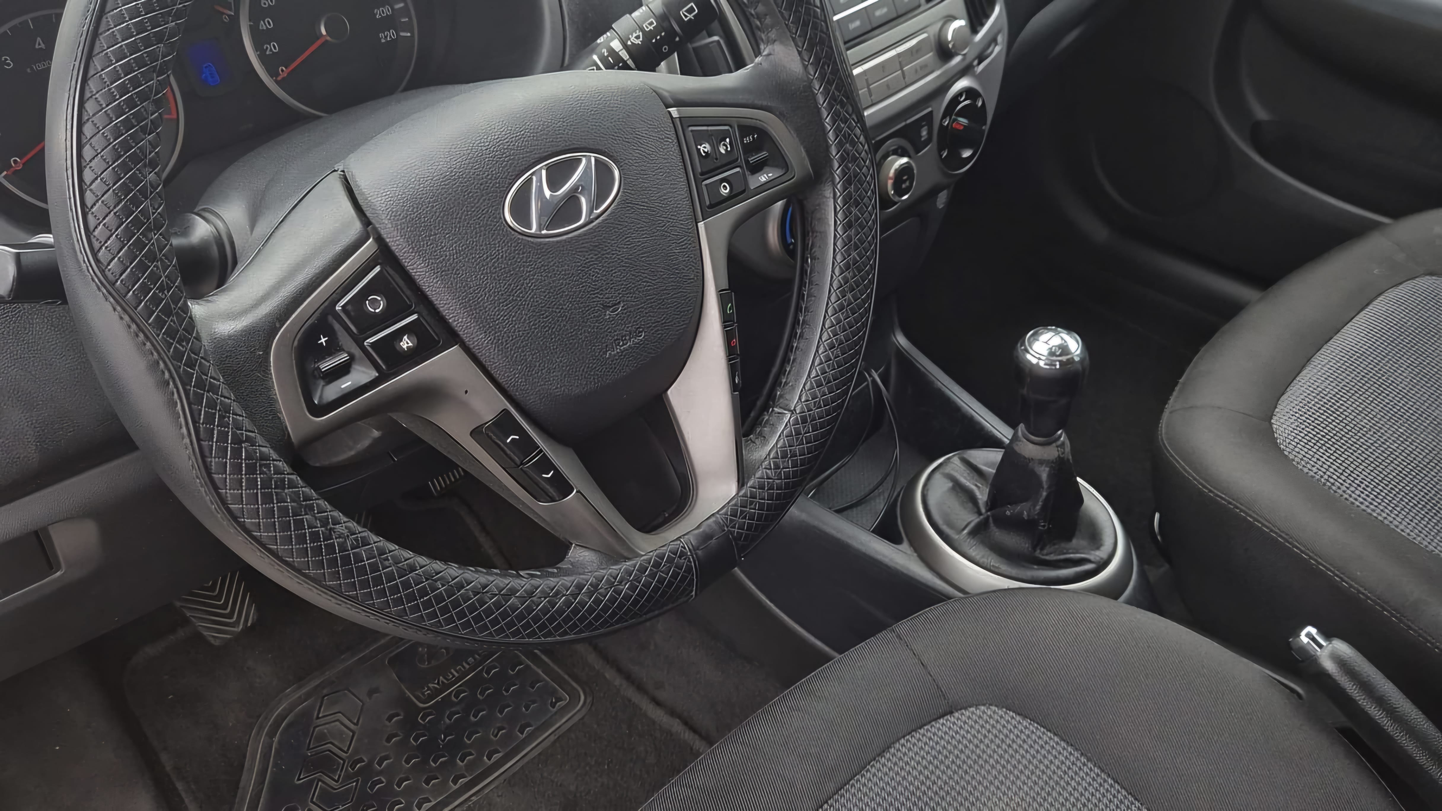 Hyundai i20 med Bluetooth audio