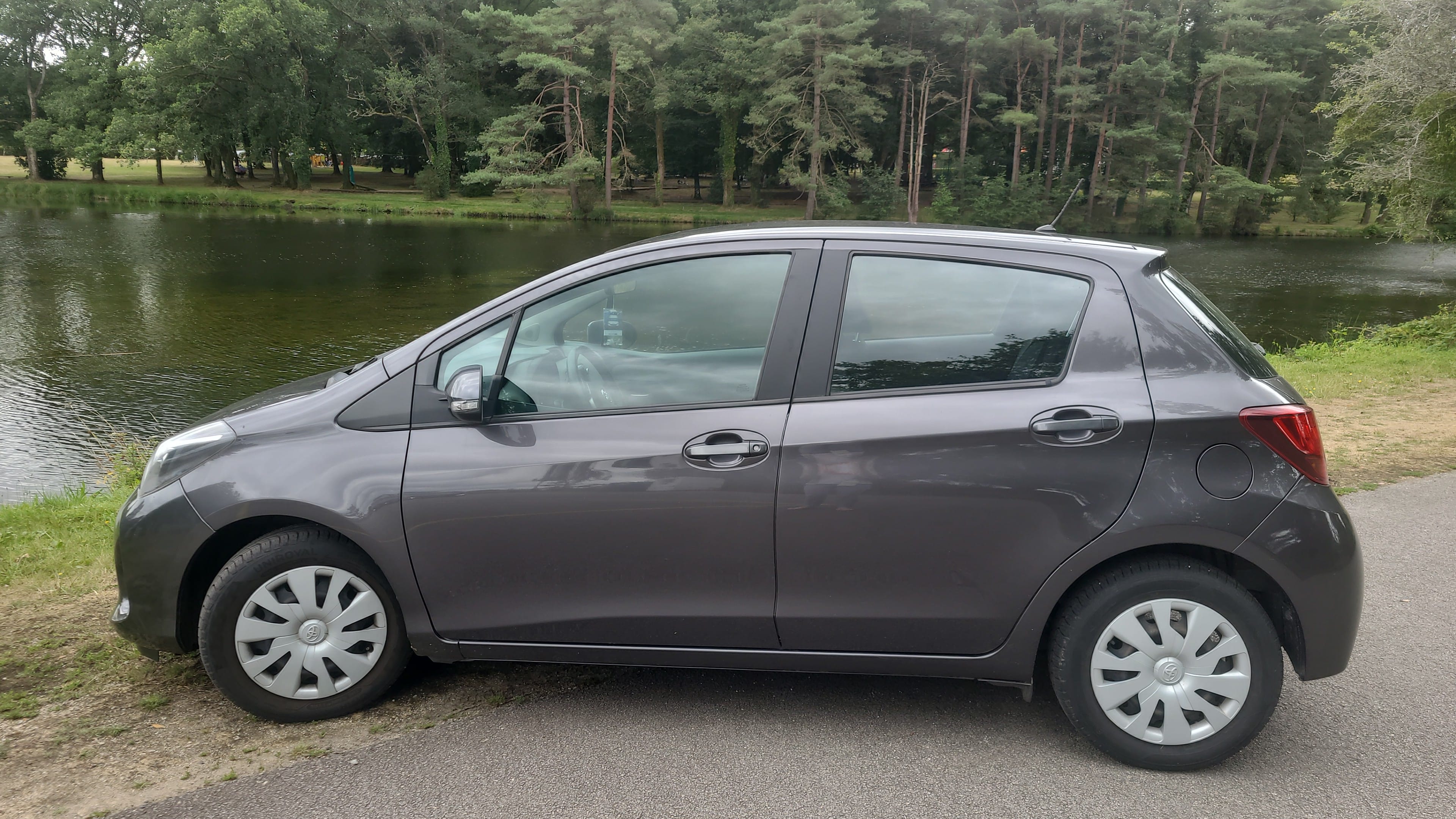 Toyota Yaris avec Climatisation