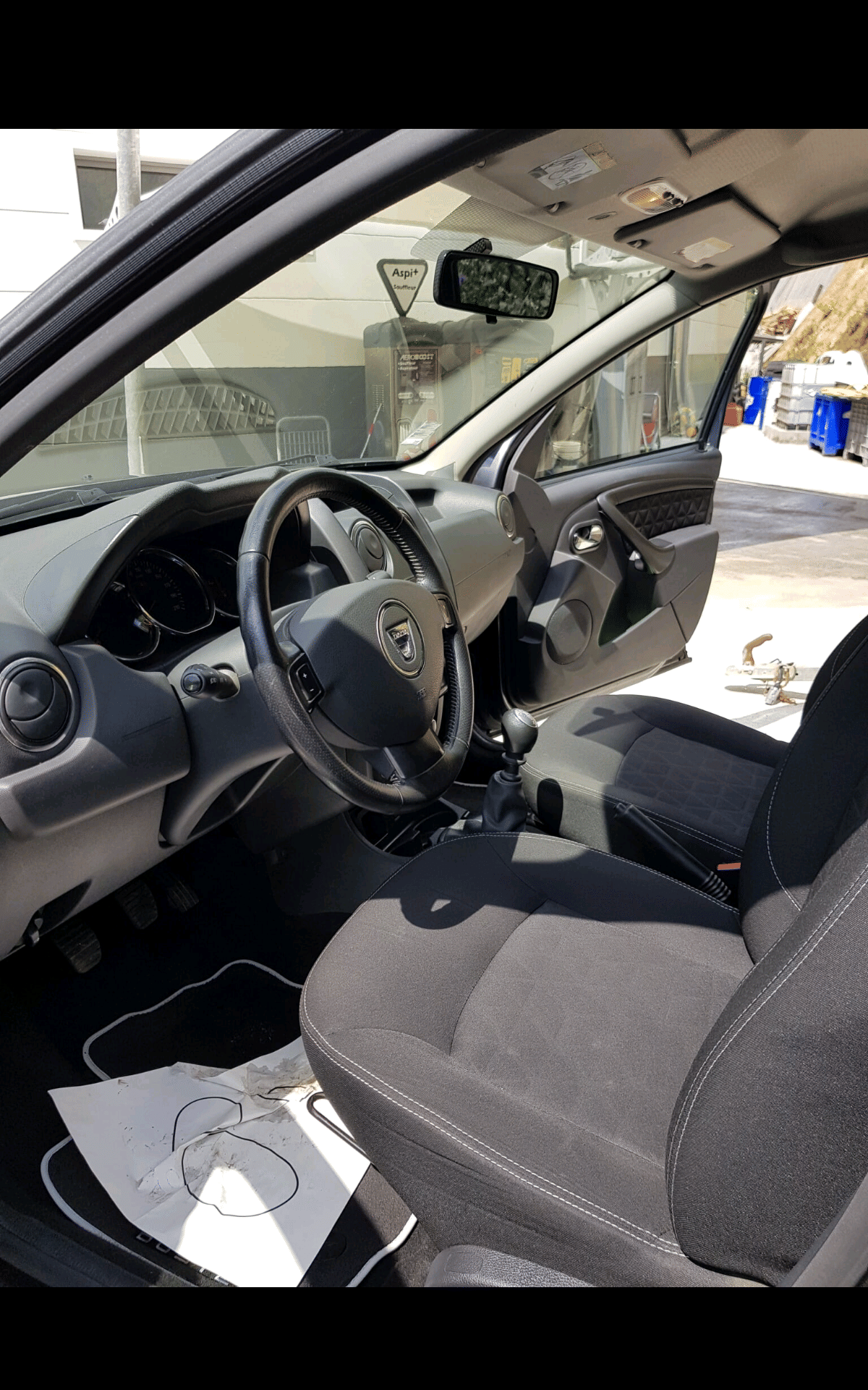 Dacia Duster 1.5 dci  2 roues motrices avec Régulateur de vitesse