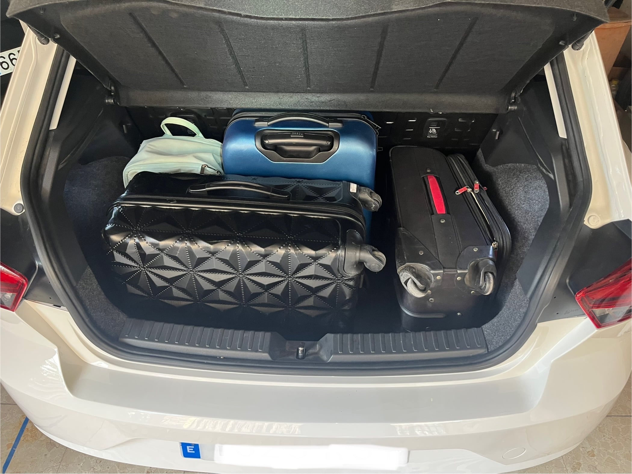Seat Ibiza con Silla infantil
