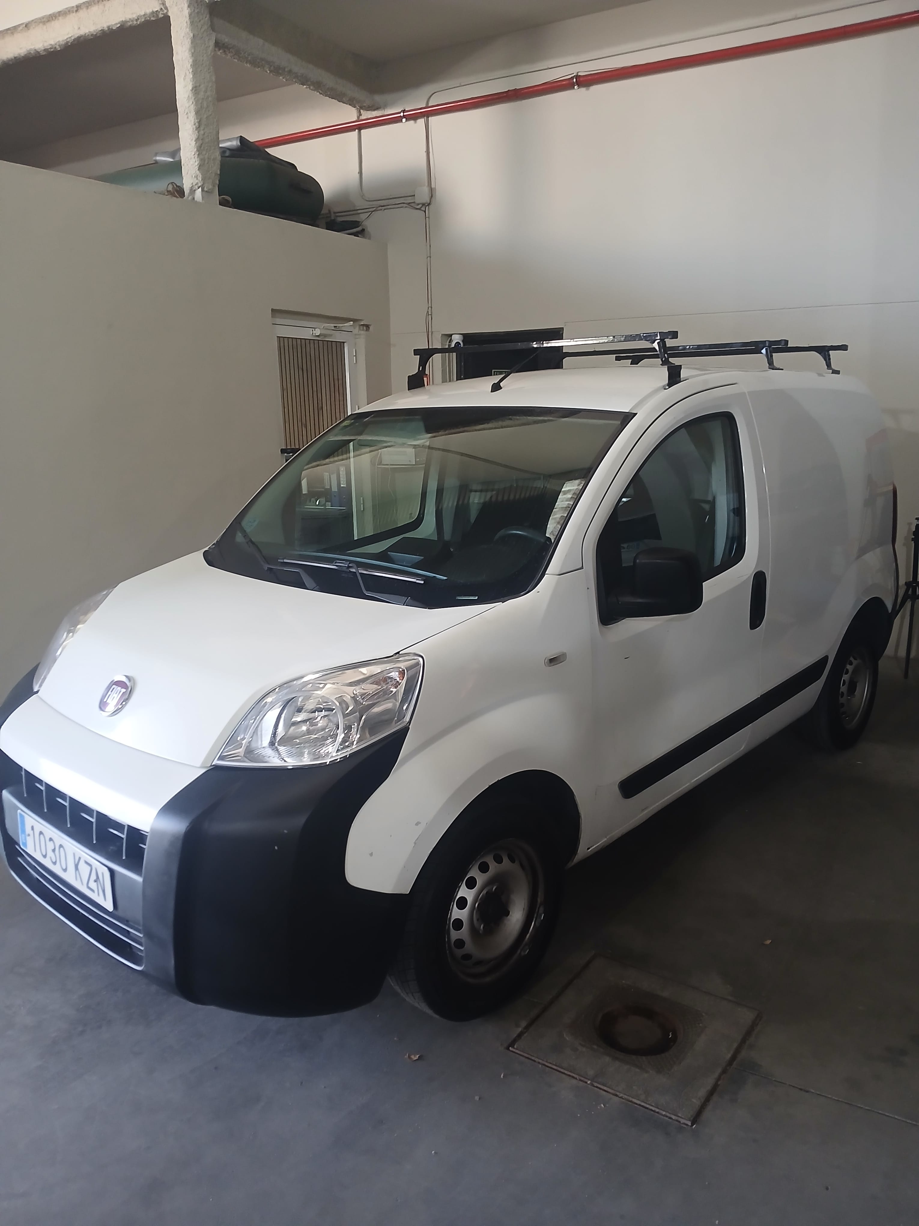 Fiat Fiorino con Cámara de marcha atrás