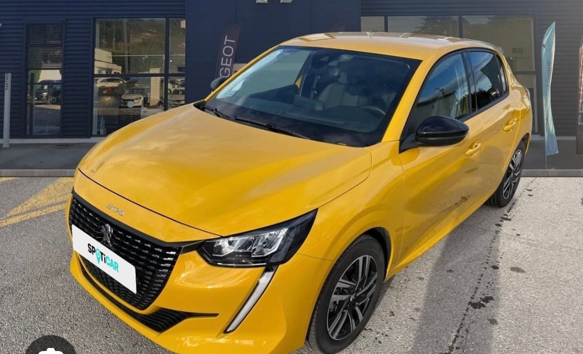 Peugeot 208, 2022, Essence 98, automatique
