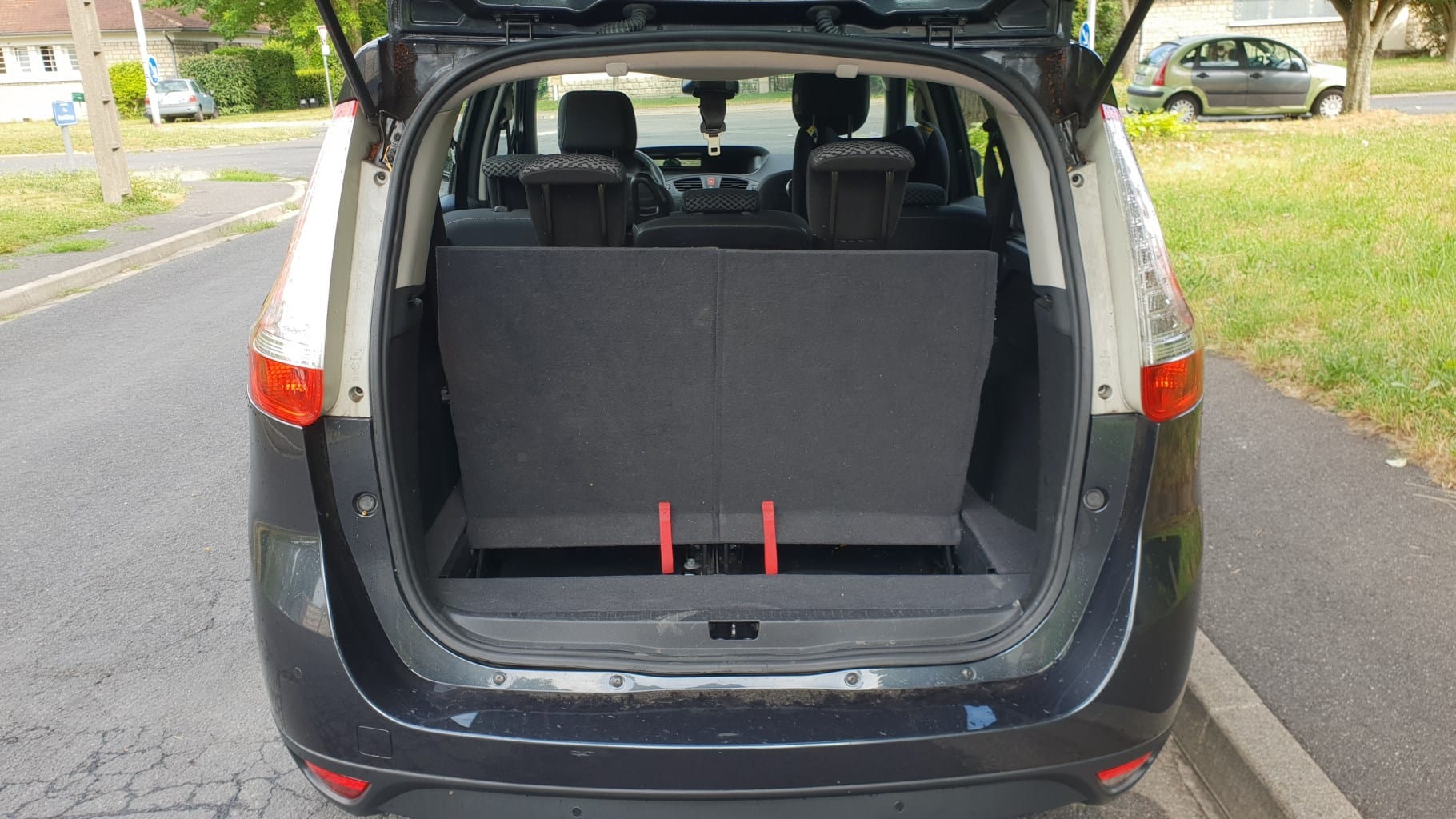 Renault Grand Scenic avec Port USB