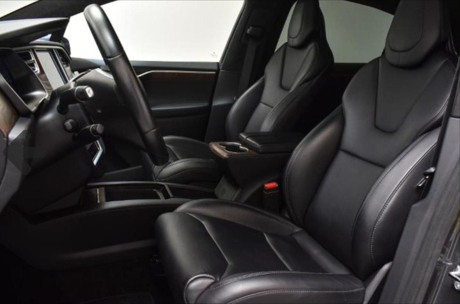 Tesla Model X med Cruisekontroll