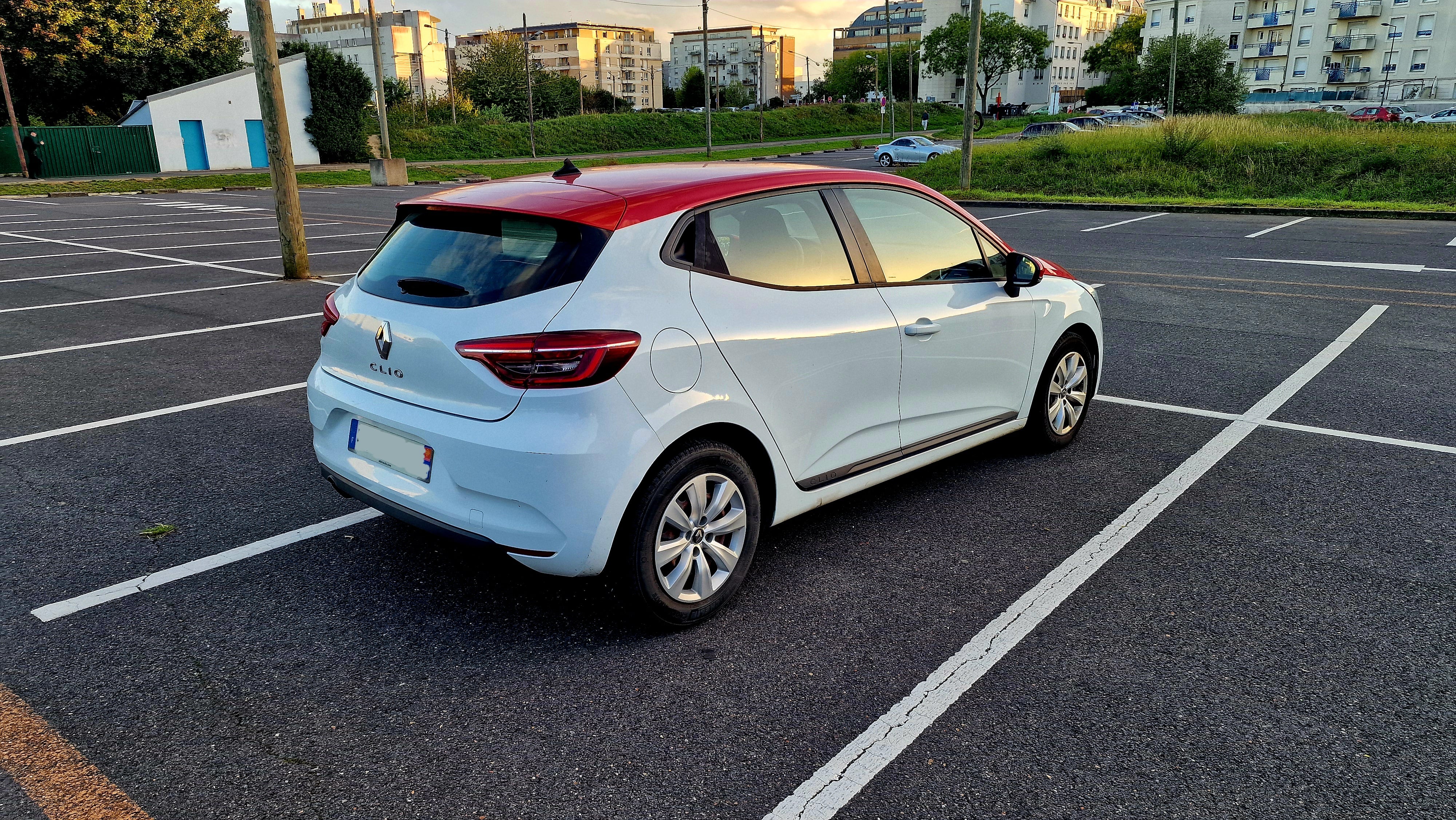 Renault Clio avec GPS