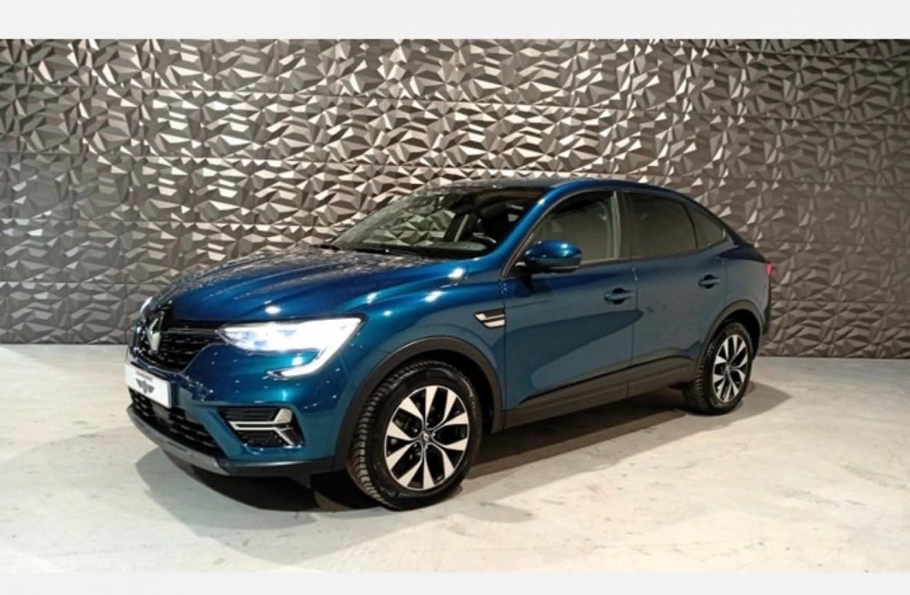 Renault Arkana E-Tech, 2021, Essence 95 / Électrique (hybride), automatique