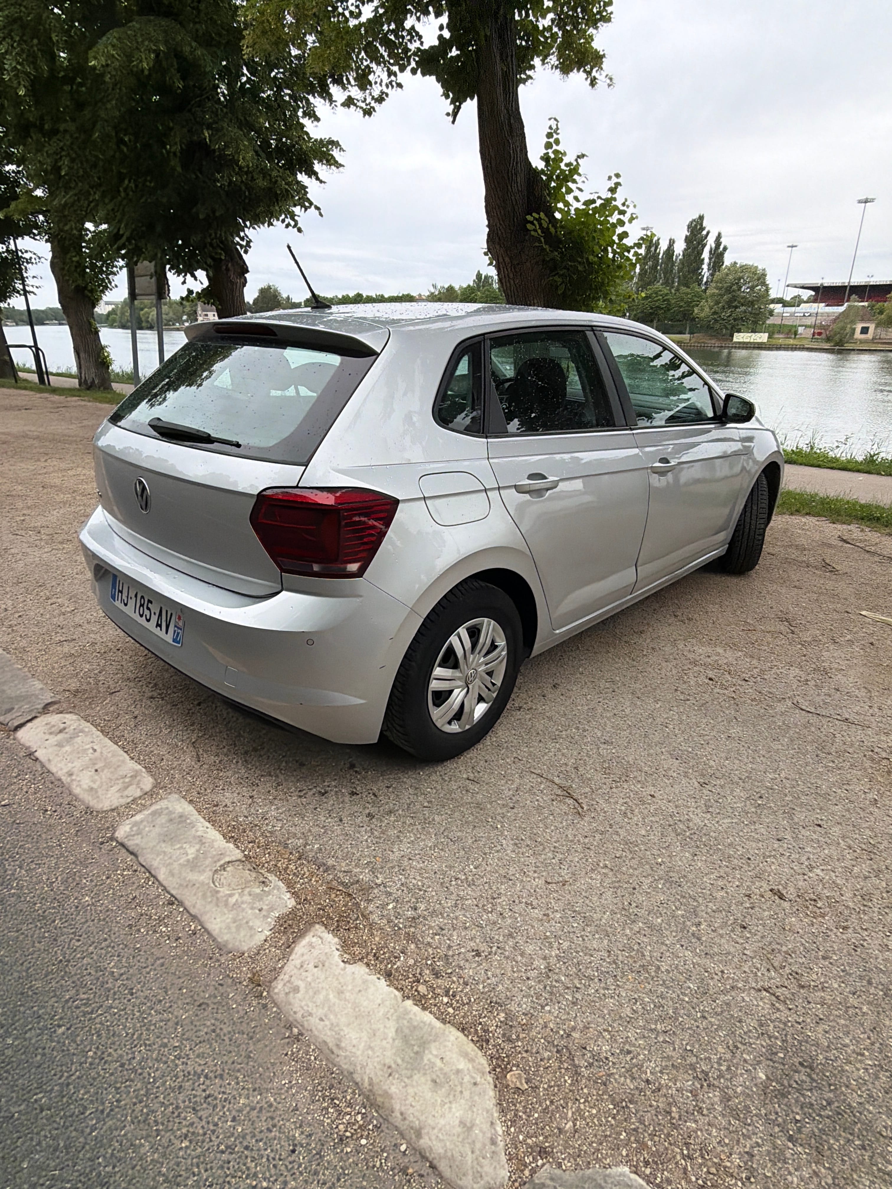 Volkswagen Polo avec GPS