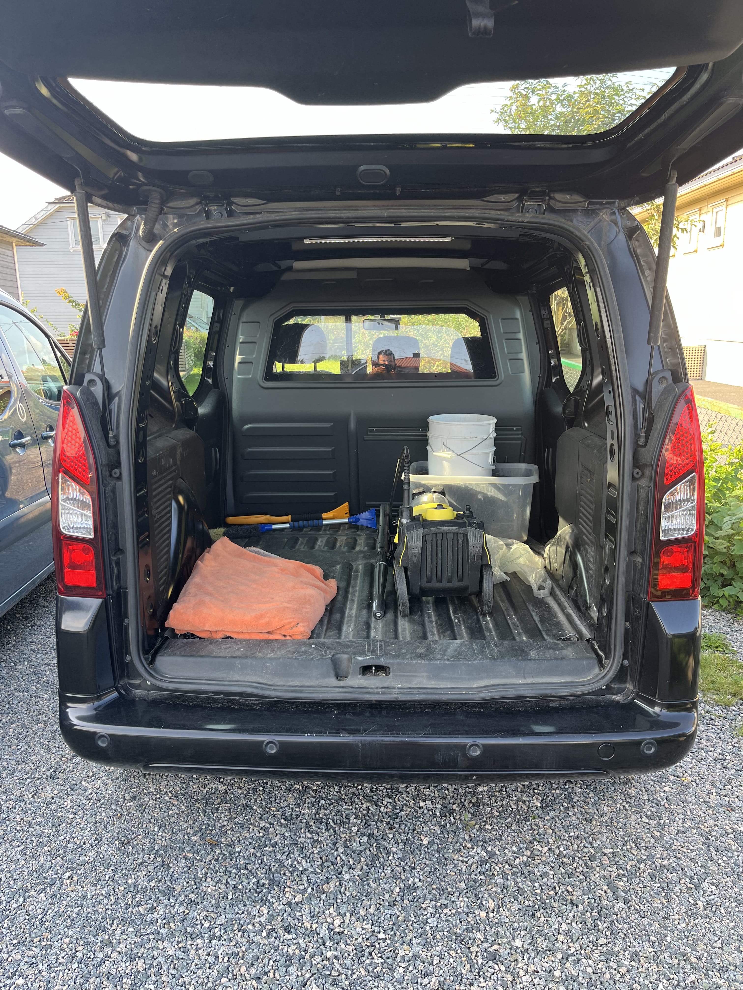 Peugeot Partner med Vinterdekk