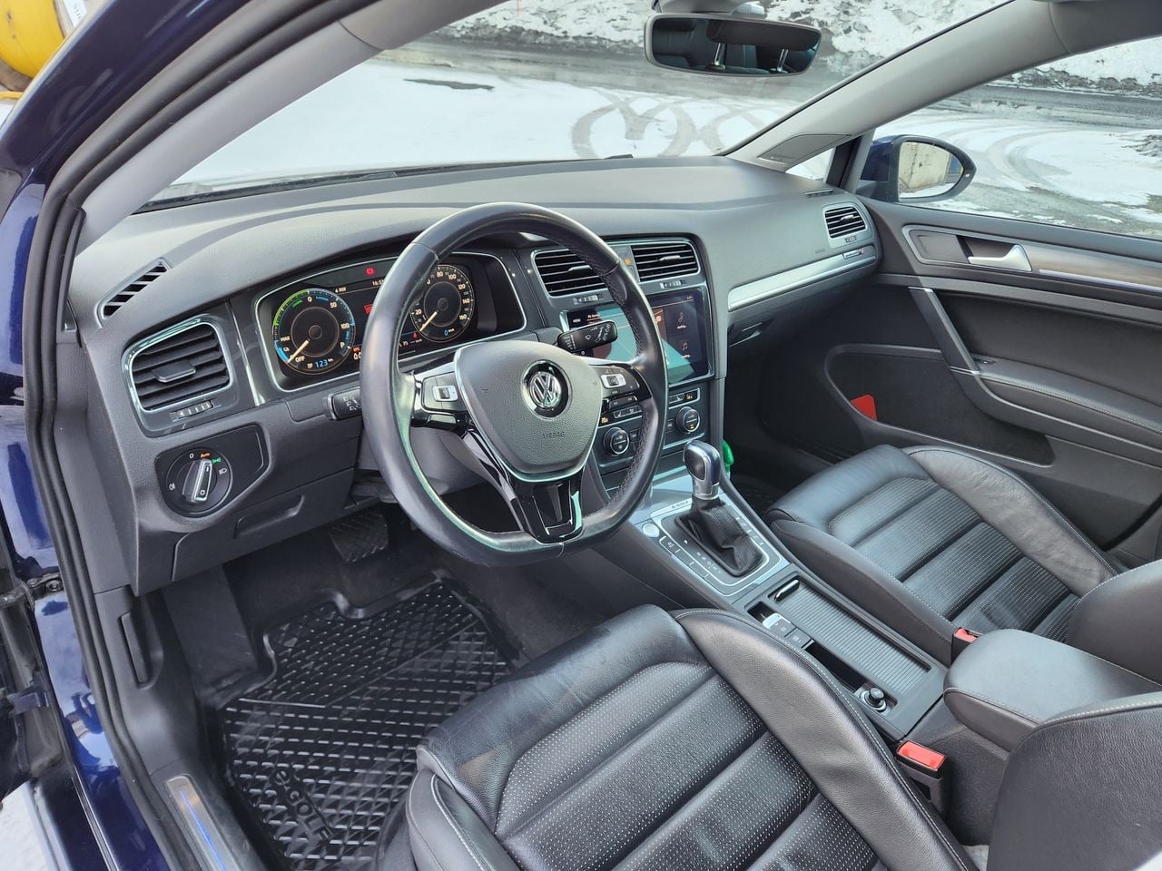 Volkswagen e-Golf med GPS
