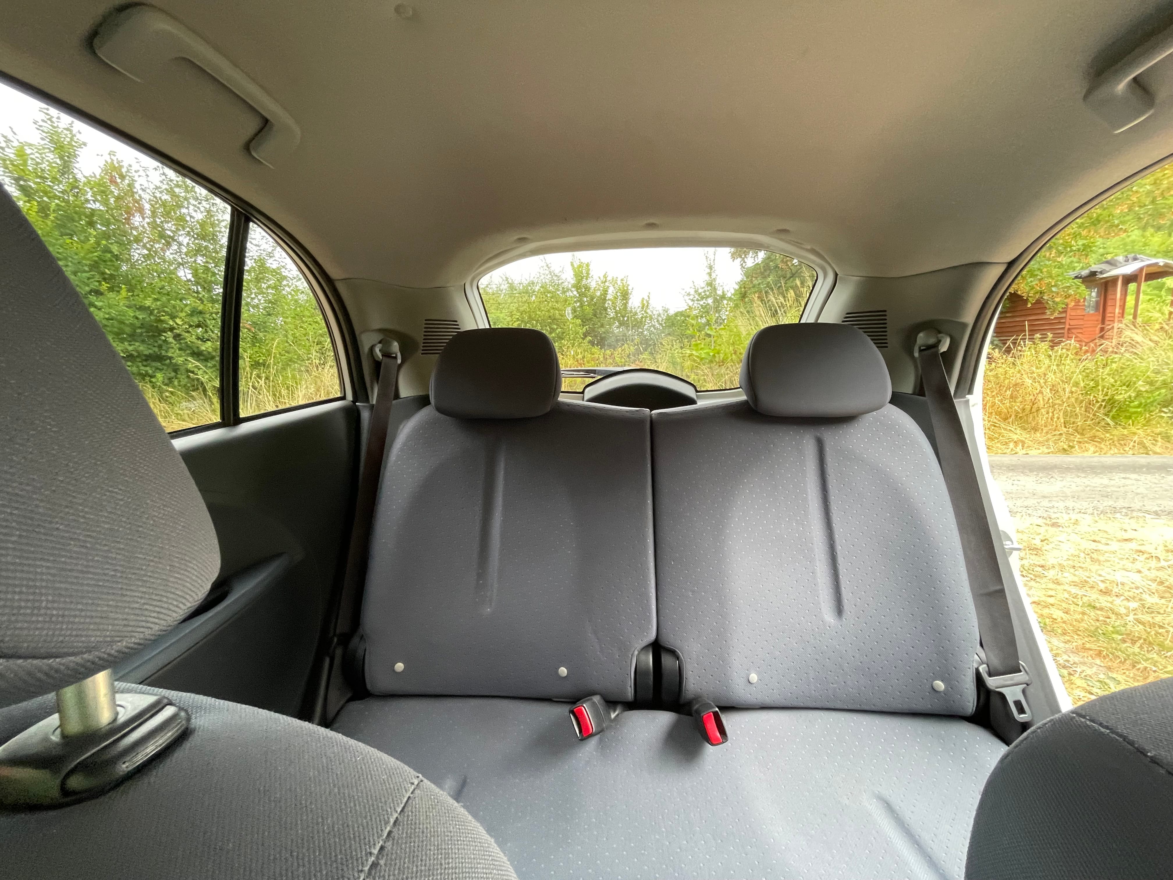 Peugeot iOn avec Autoradio