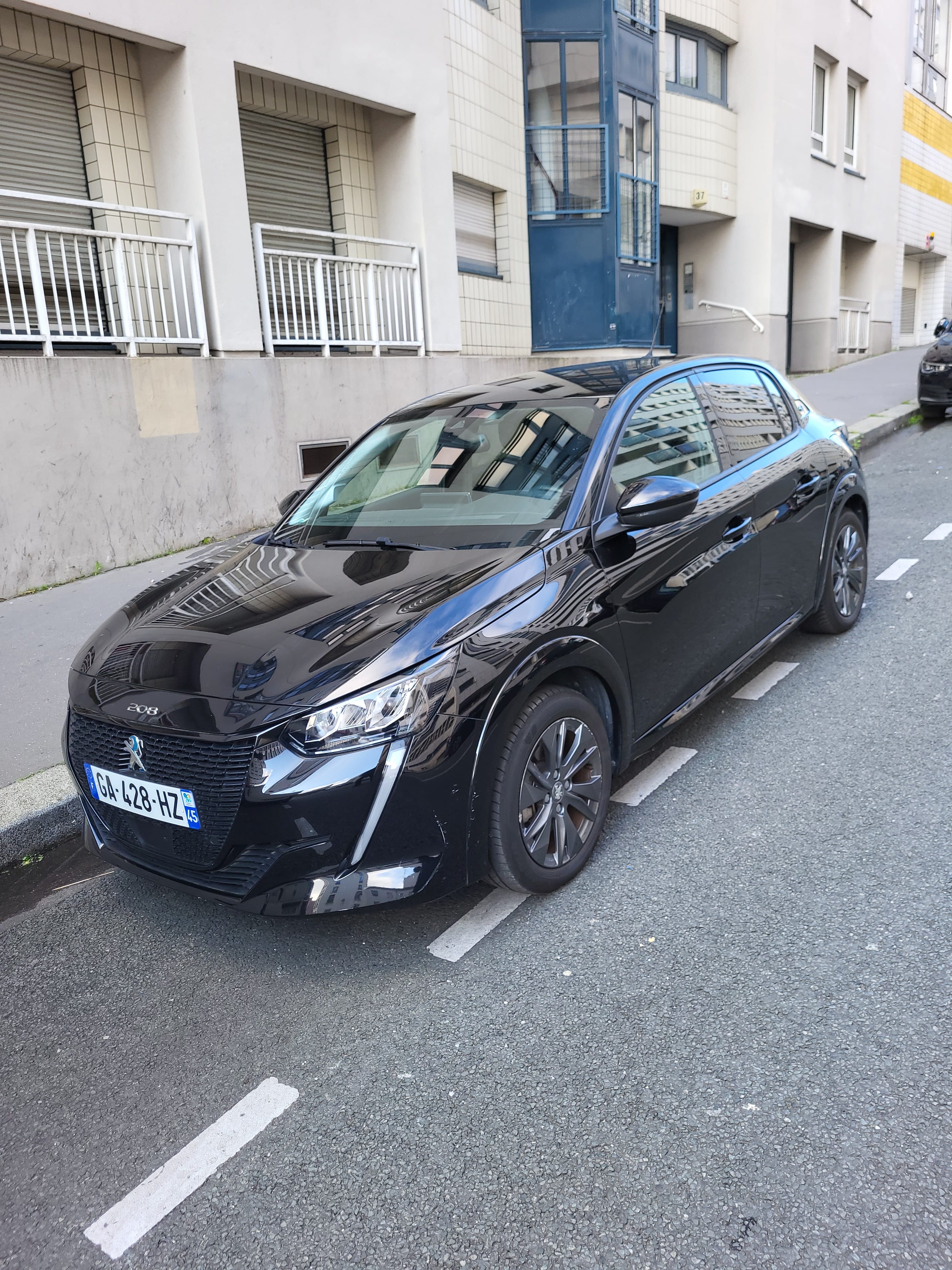 Peugeot 208 Electrique 50 kWh BVA ALLURE BUSINESS avec Climatisation