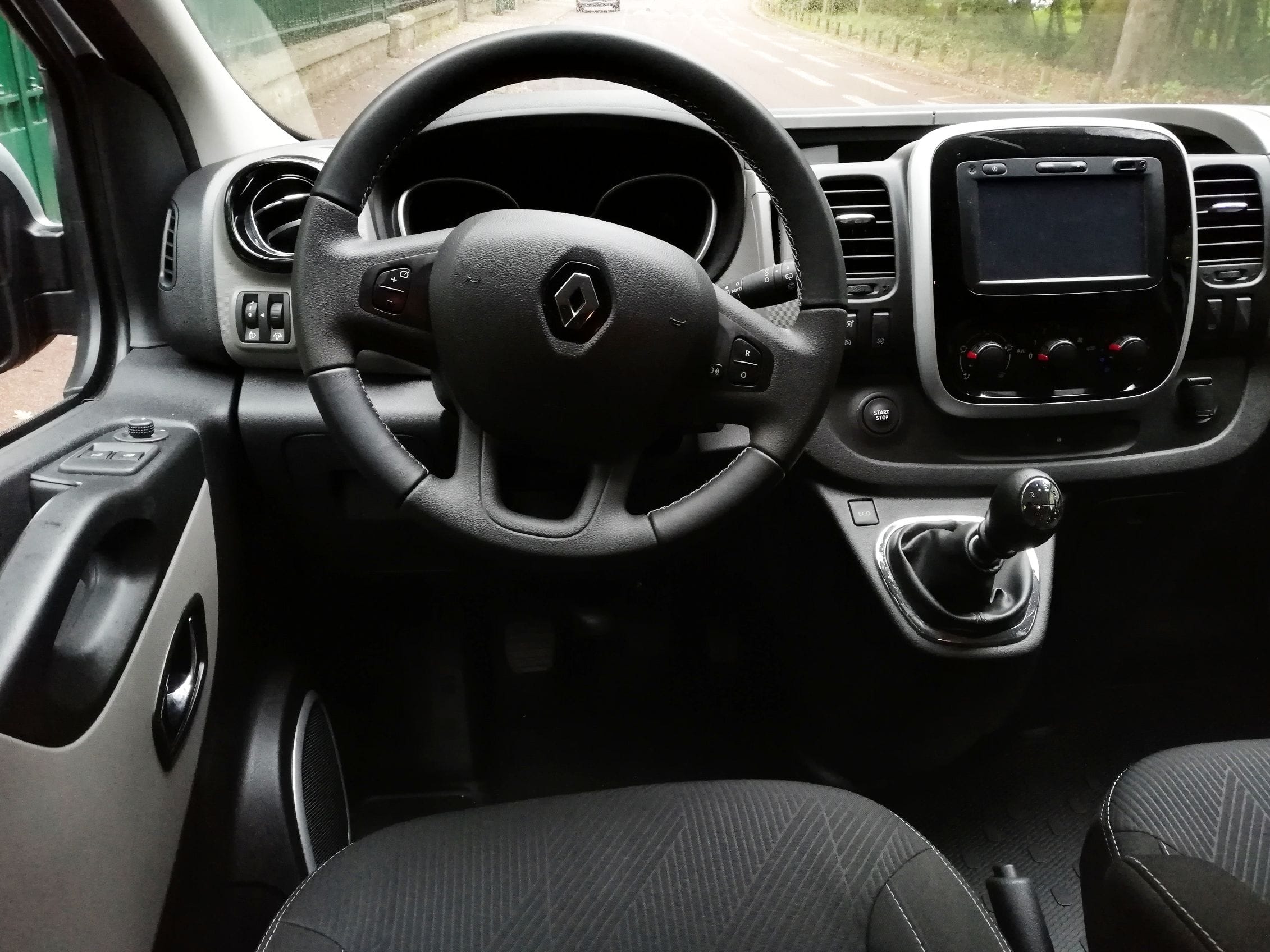 Renault Trafic Passenger avec GPS