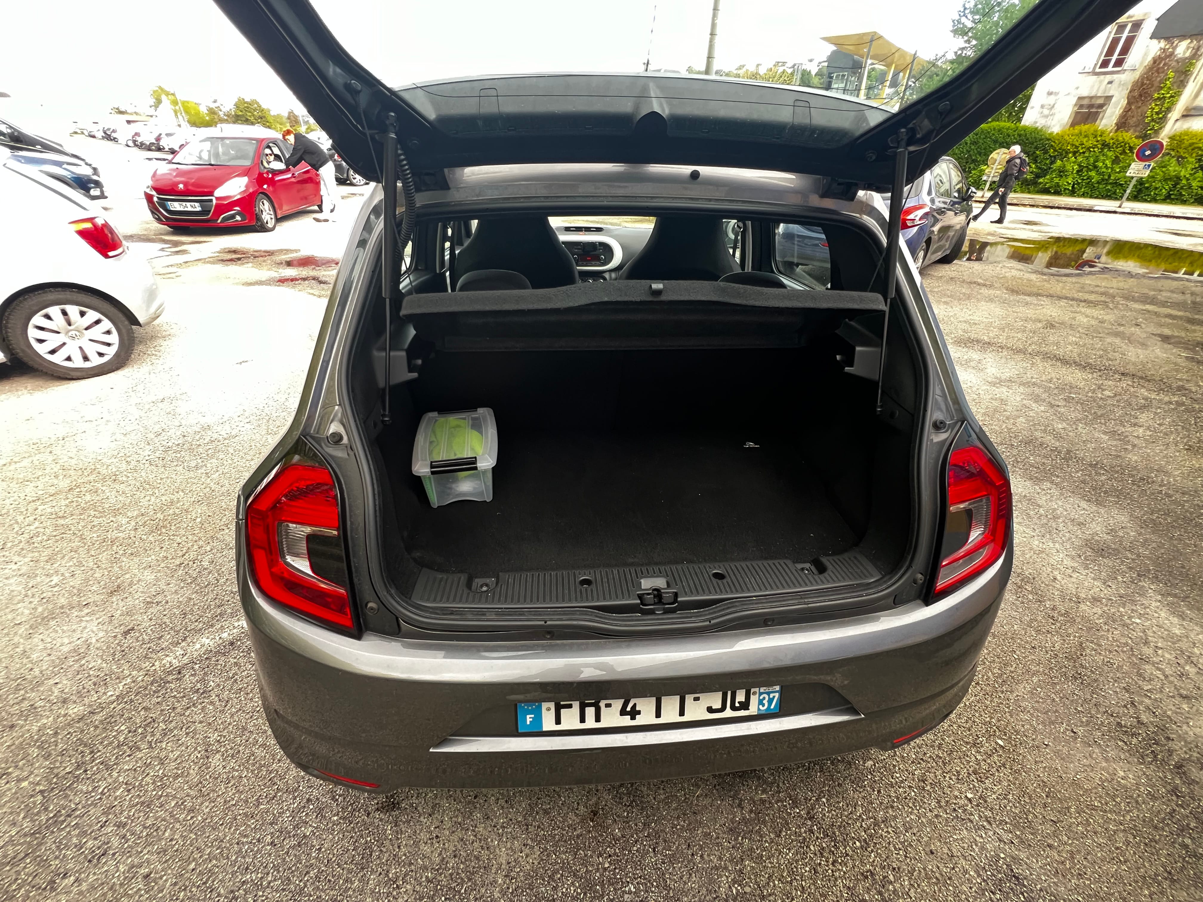 Renault Twingo III avec Entrée audio / iPod