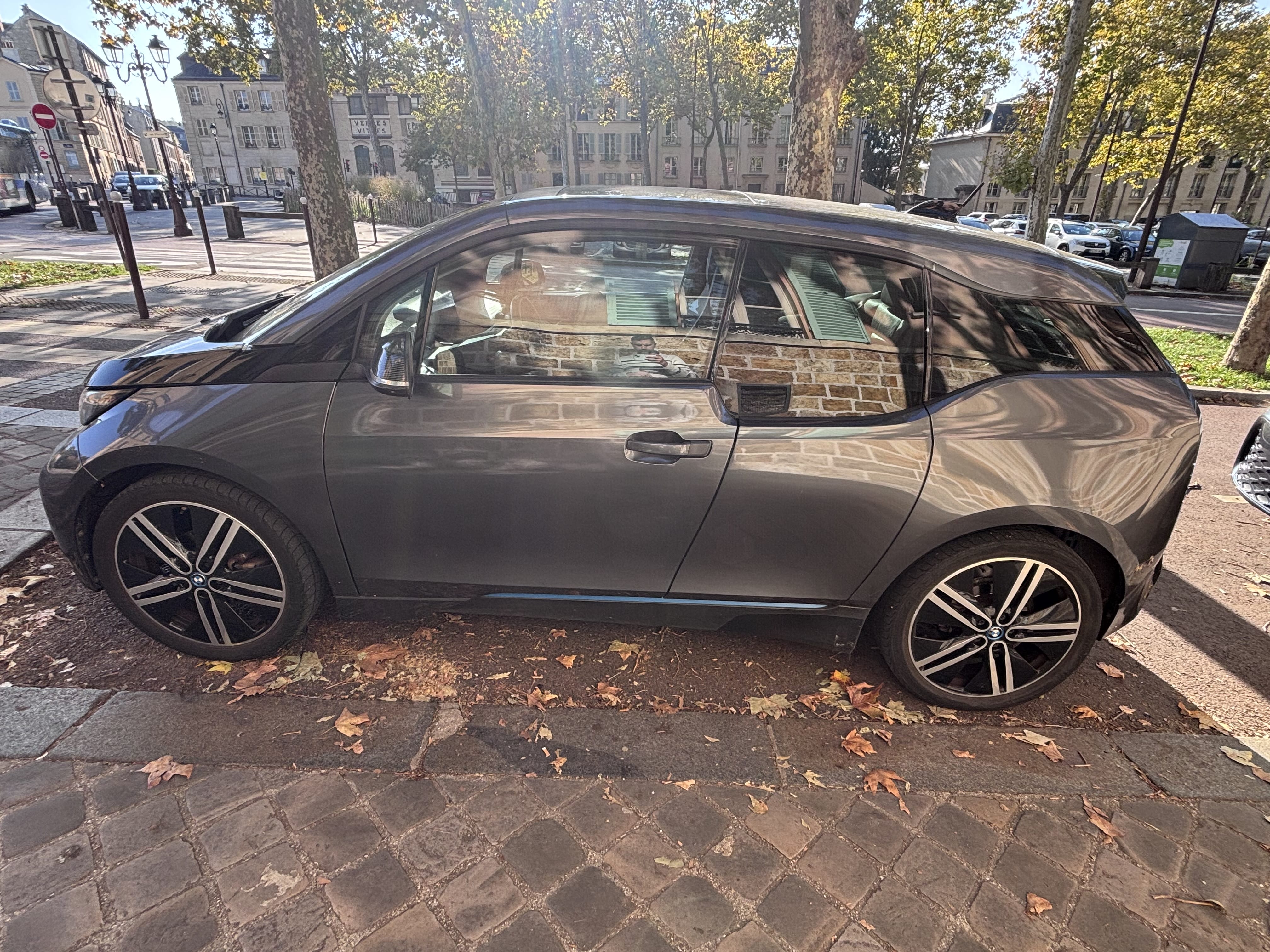BMW i3 100% Electrique avec Climatisation