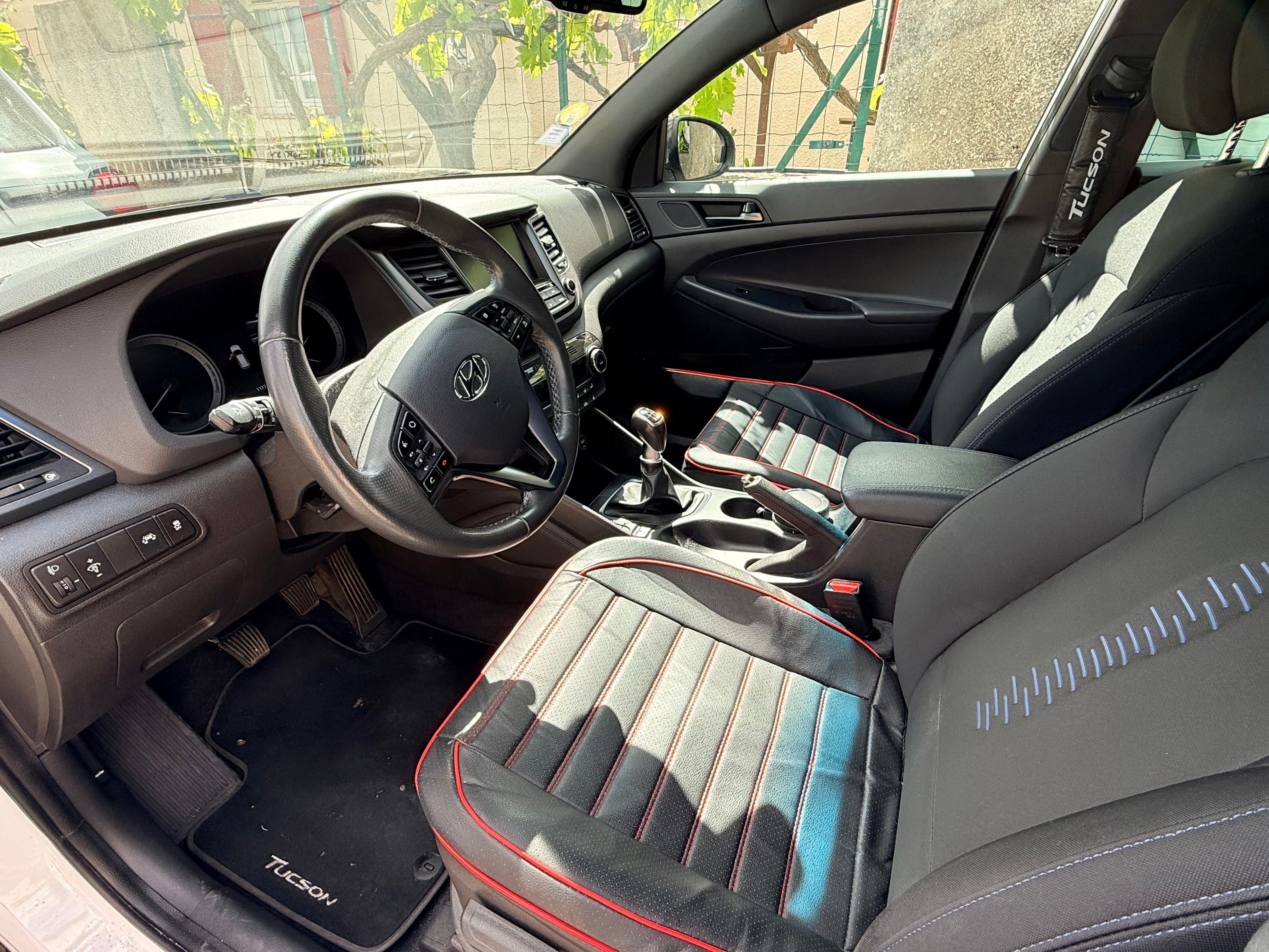Hyundai Tucson 1.7 L CRDI 115 CH Édition Mondial 2 WD avec GPS