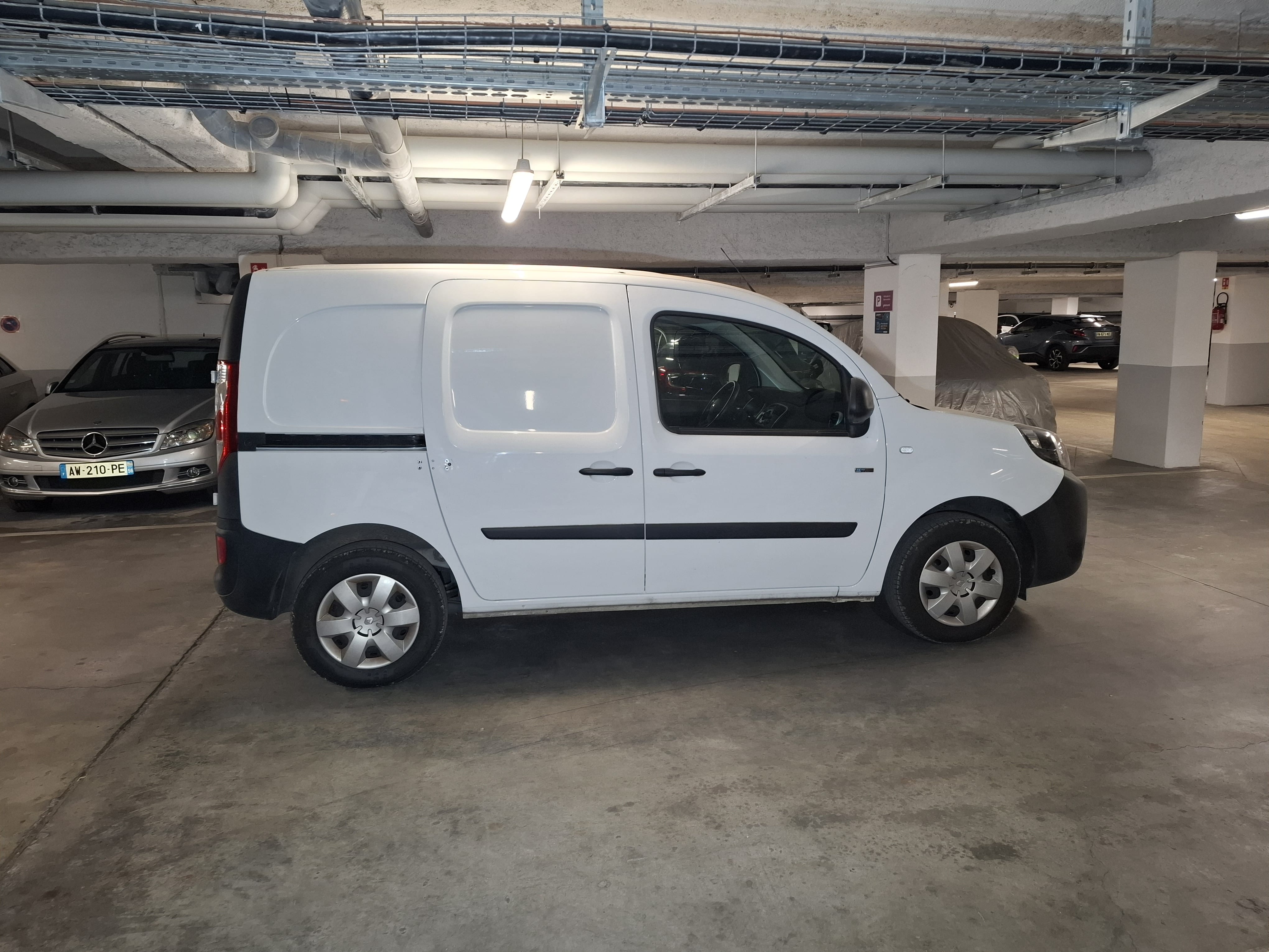 Renault Kangoo Express ZE gd223gq avec Climatisation