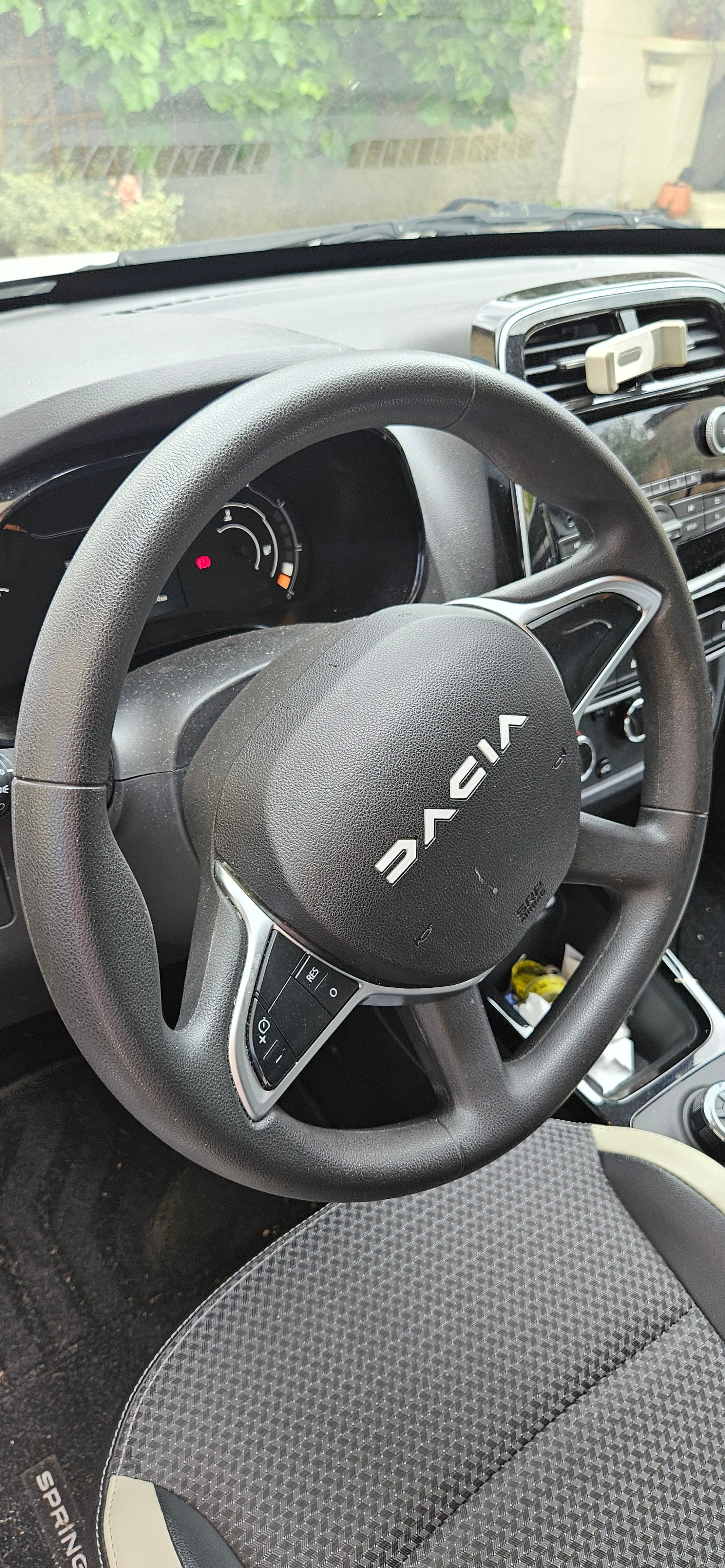 Dacia Spring avec Audio Bluetooth