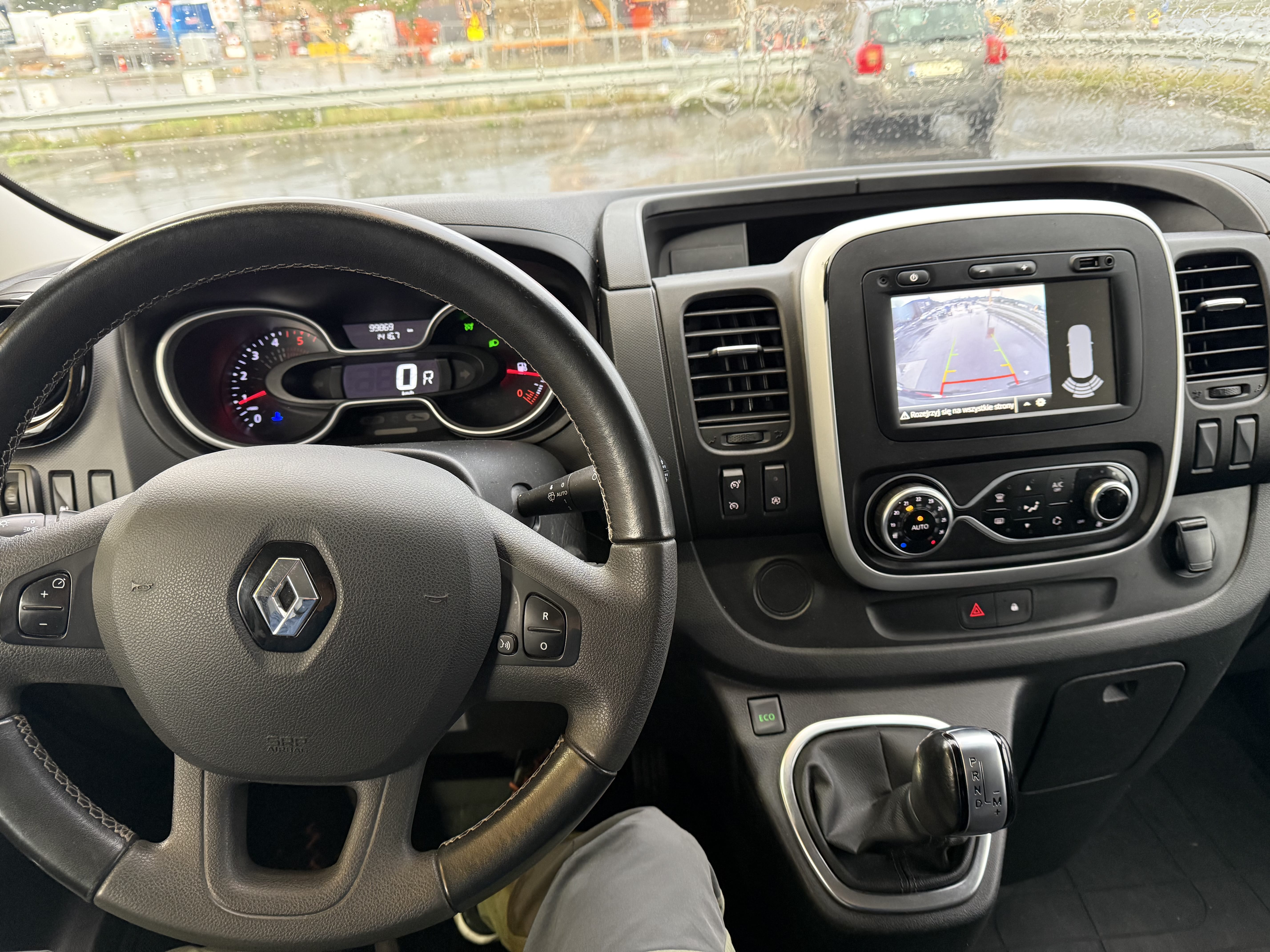 Renault Trafic med Cruisekontroll