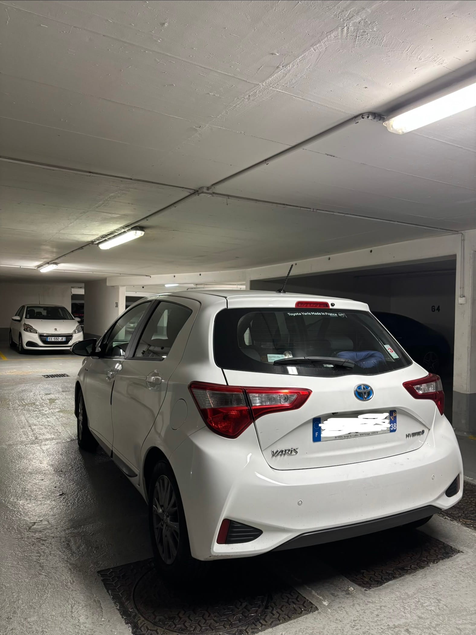 Toyota Yaris Hybride avec GPS
