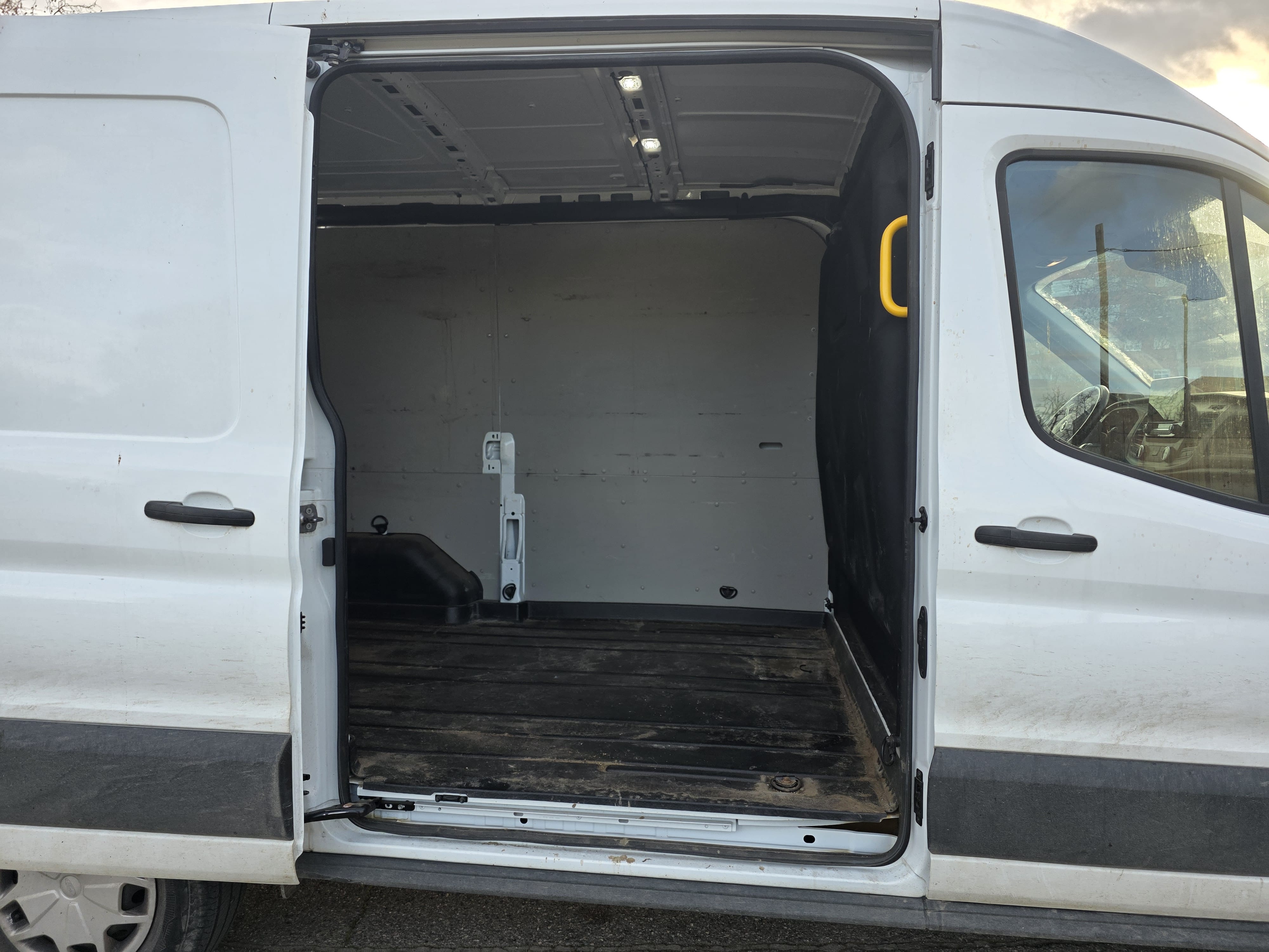 Ford Transit Furgoneta con Apple CarPlay